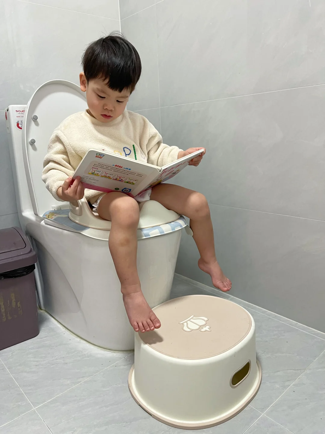 拜托别再给娃倒💩了！用马桶圈不香吗？