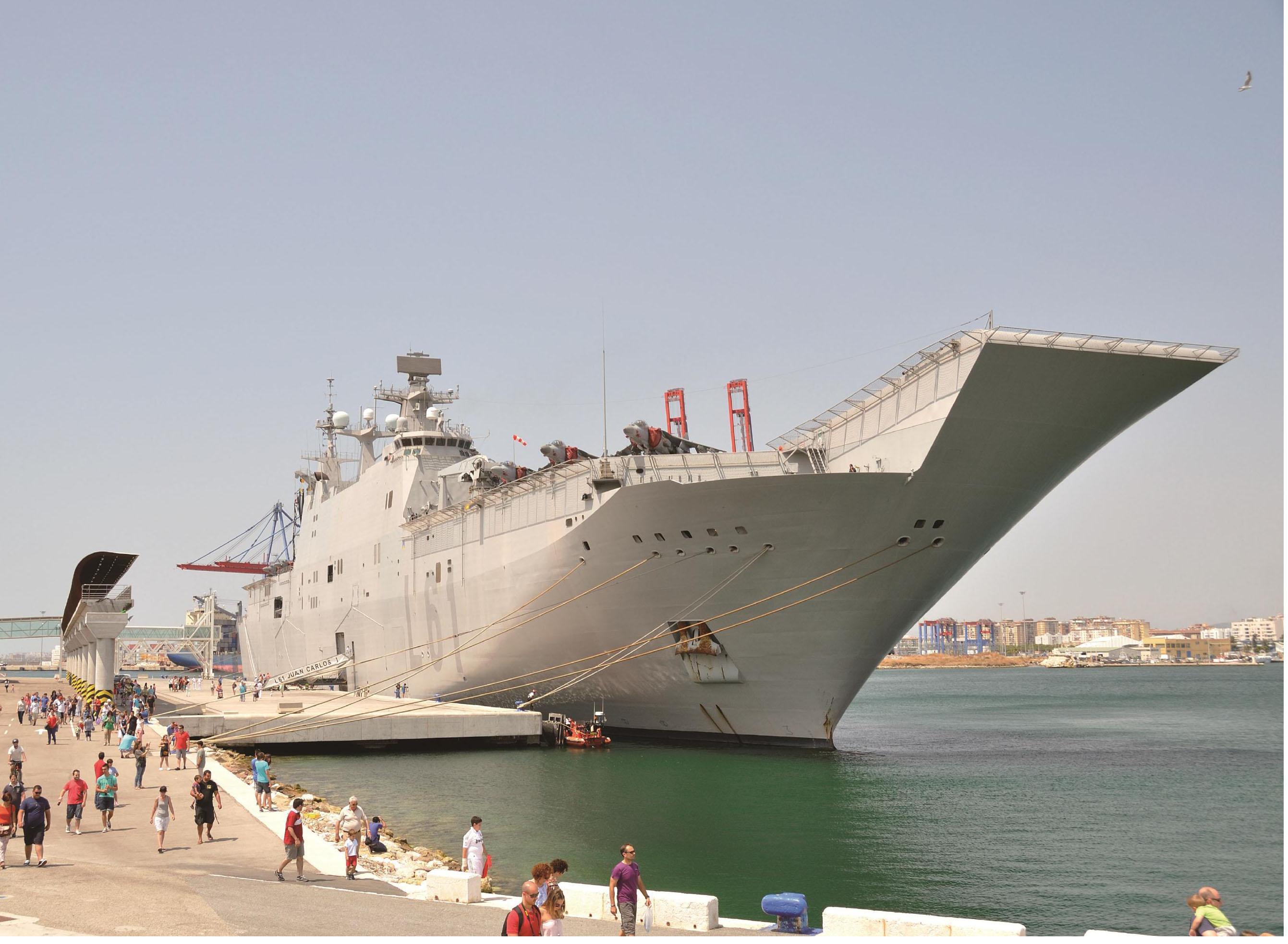 每天认识一件兵器 “胡安•卡洛斯一世”号航空母舰［西］标准排水量：26000吨满