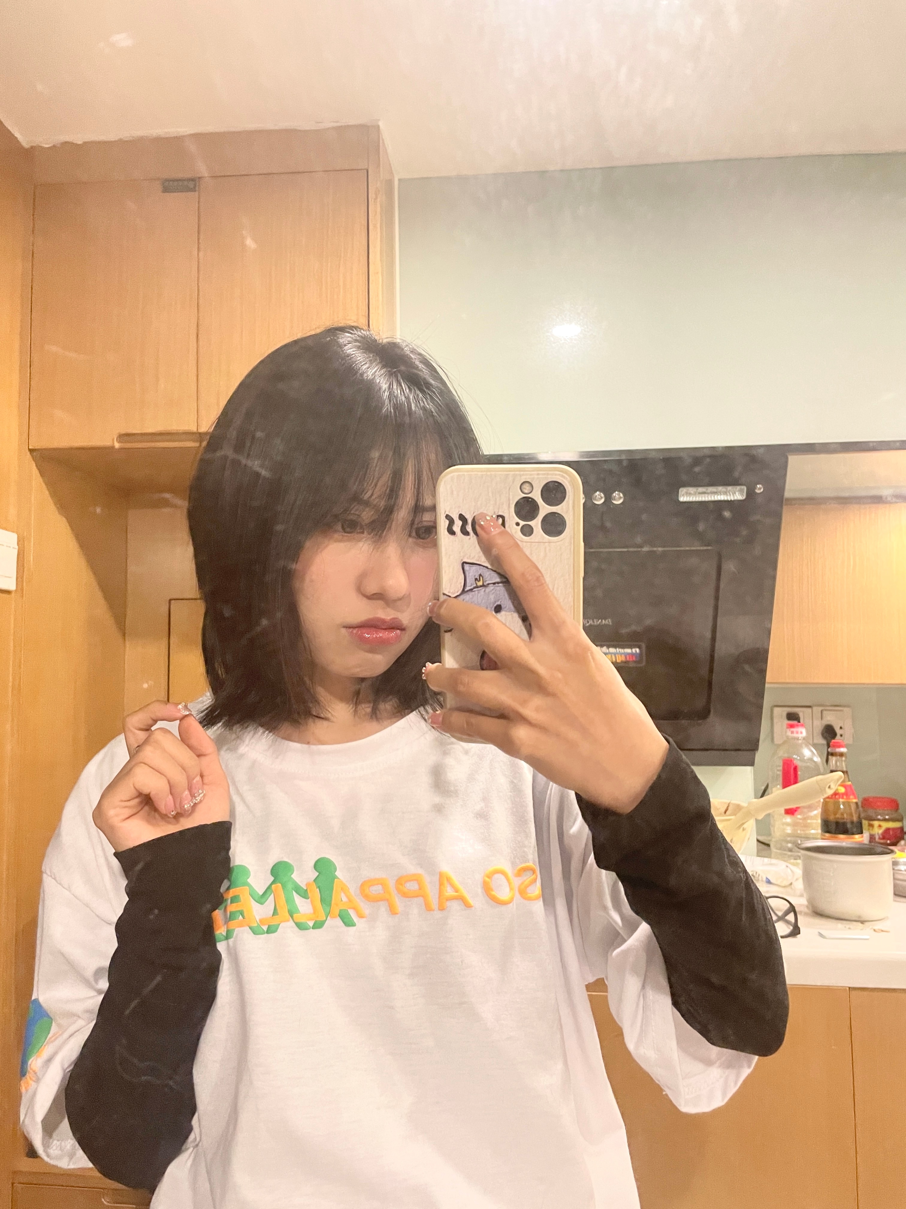 这发型像楚雨荨吧我说的是演她的人 