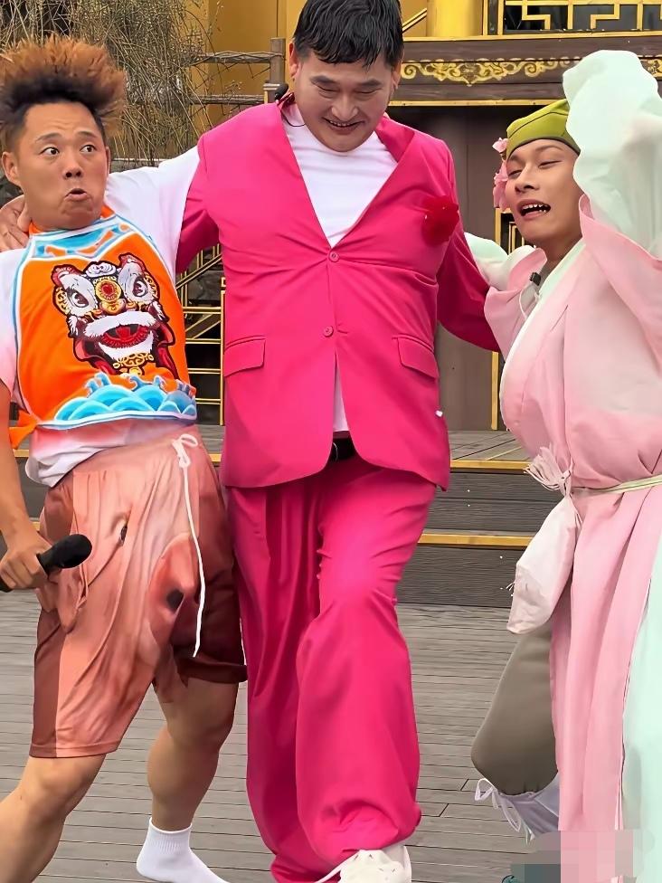 大衣哥真是表演的天才