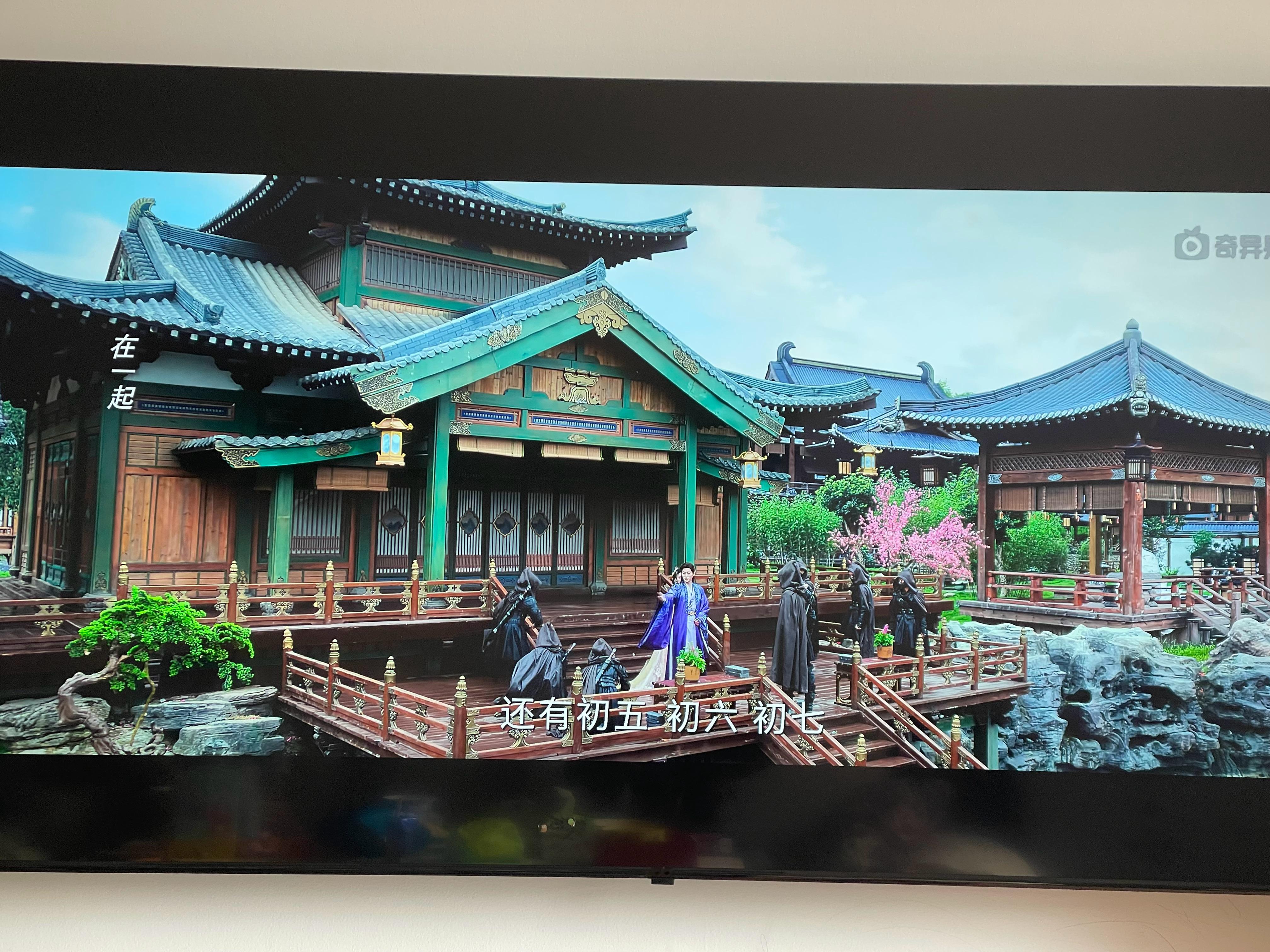 成何体统胡闹二创大赛寒假不打烊 《成何体统》有点意思，轻松幽默，很适合开年看，因