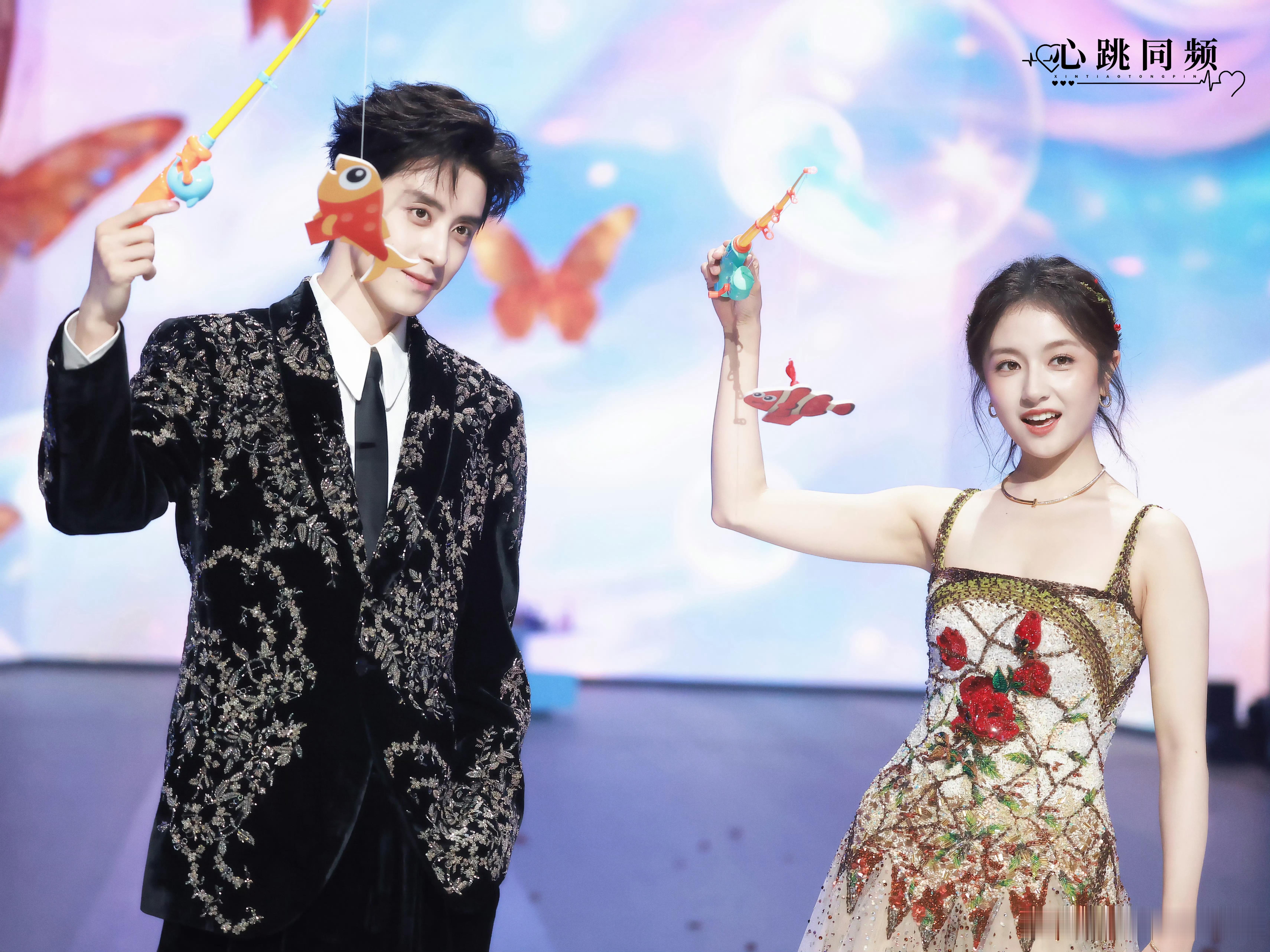 尖叫之夜就这么稳稳幸福，我家产品粮好多 