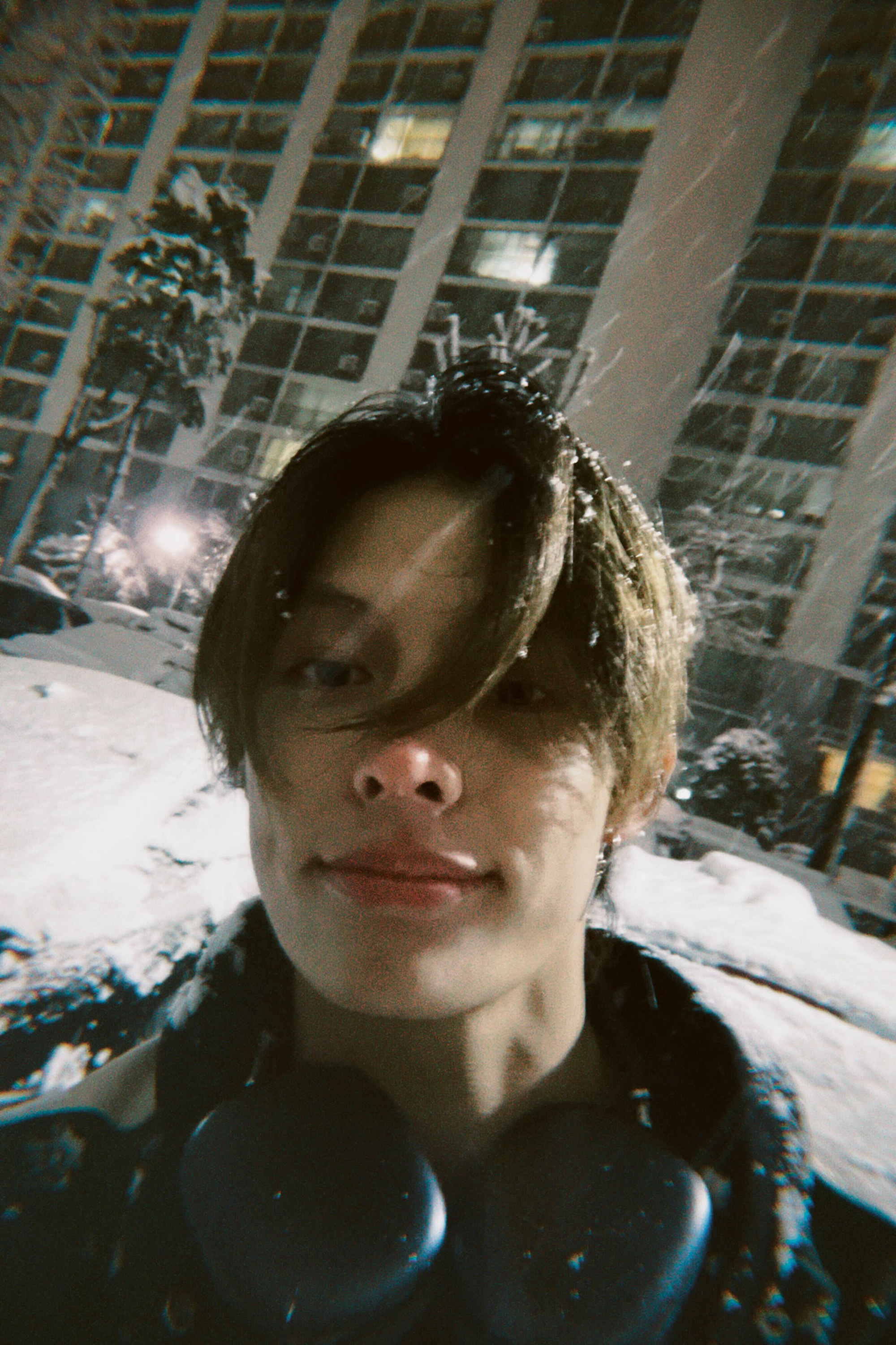 赵雨凡wvs更新：去年初雪照片🤳 