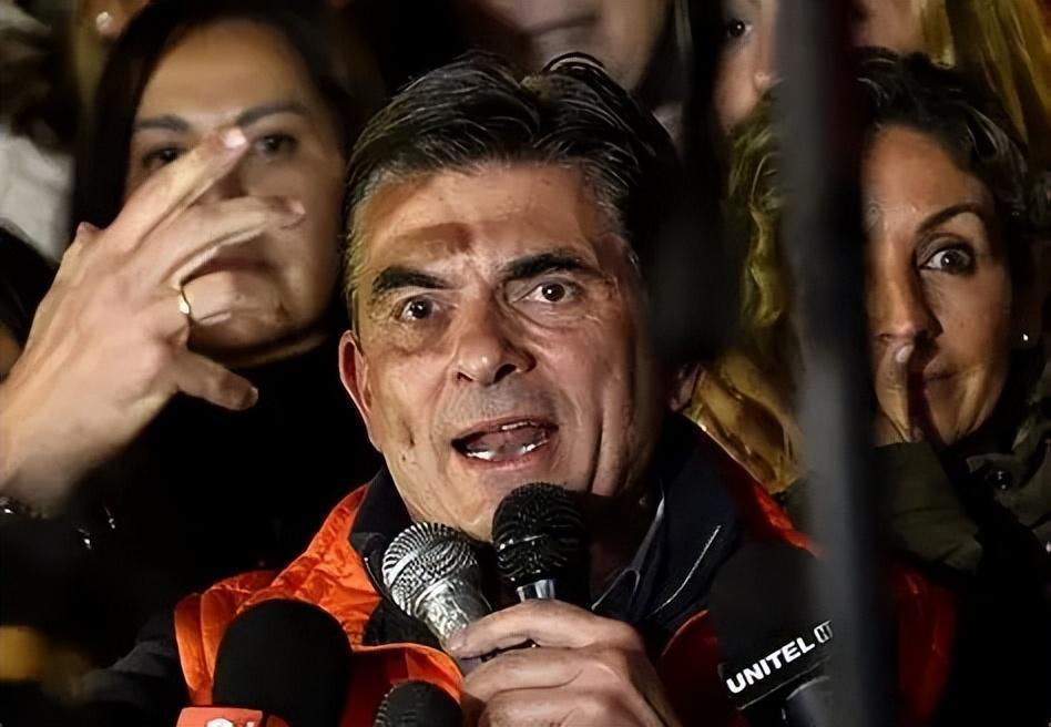 玻利维亚骗了中国，牺牲中玻合作，换美国20亿贷款，中企集体撤离

麻烦看官老爷们