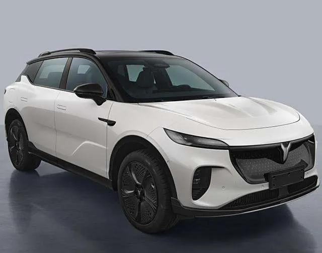 谁才是华为系SUV的价值优选谁懂啊！岚图FREE+的座舱也太舒服了吧！皮质座椅软