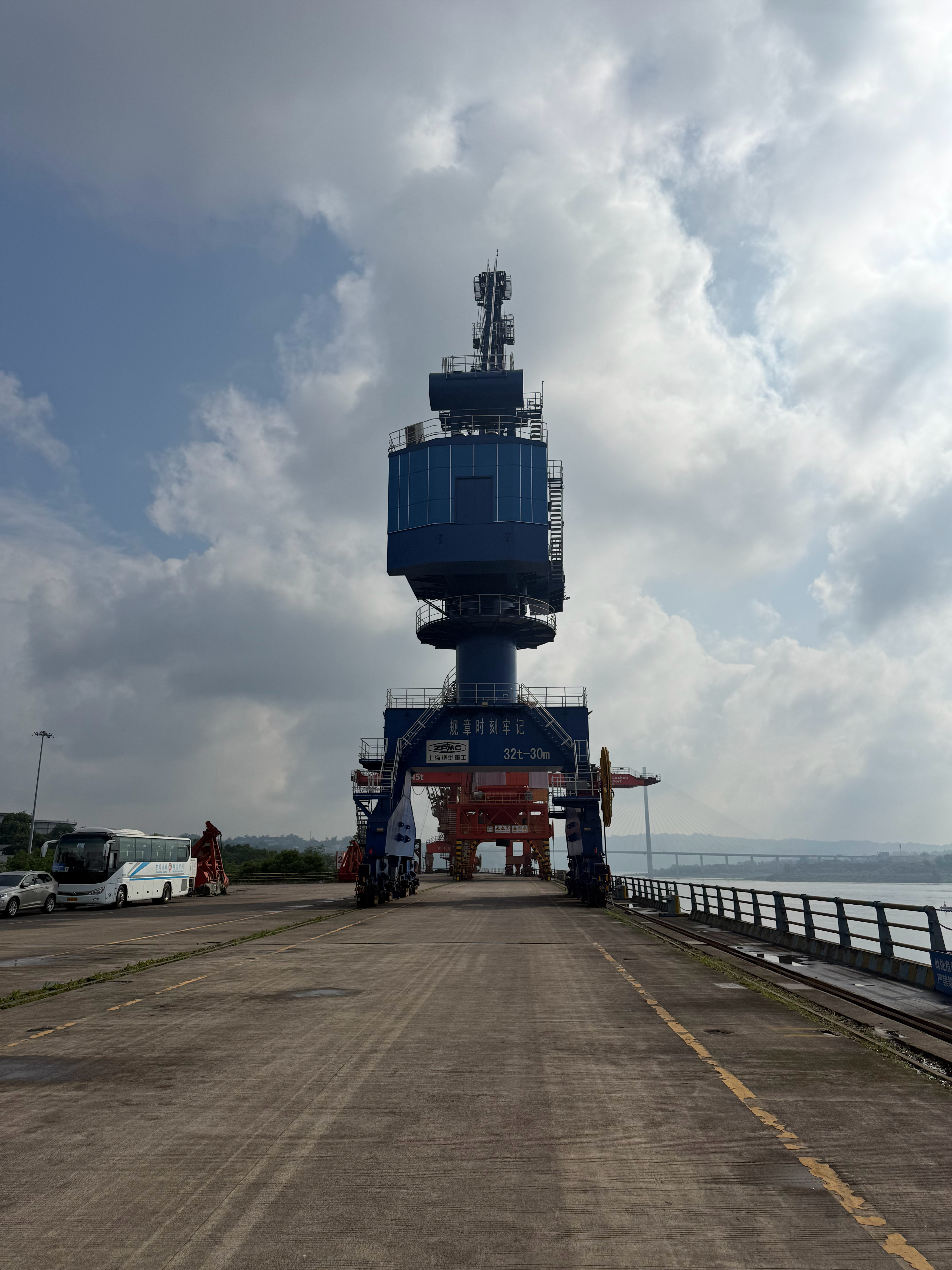 走一线企业看税收合规 一水的长荣、马士基集装箱，欧美的矿产品中亚的粮食还有东南亚