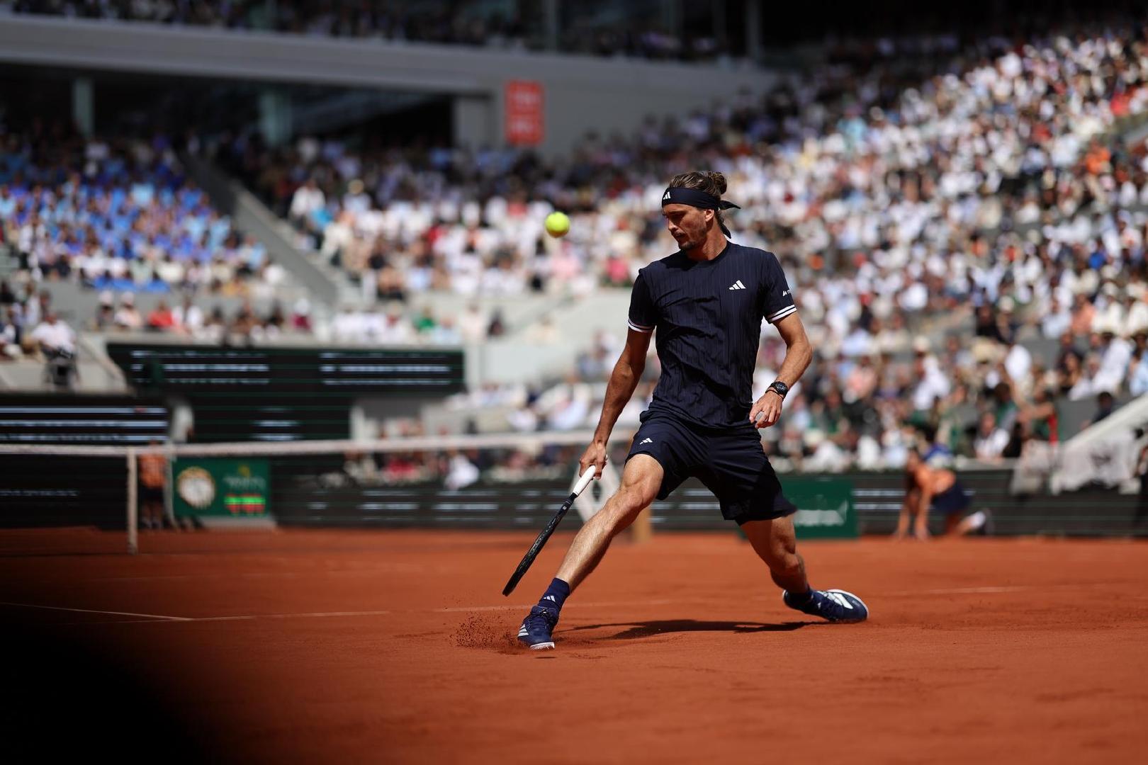 实时赛况 🔥 兹维列夫首盘强势拉开比分，5-1 建立巨大领先优势 🎾2026