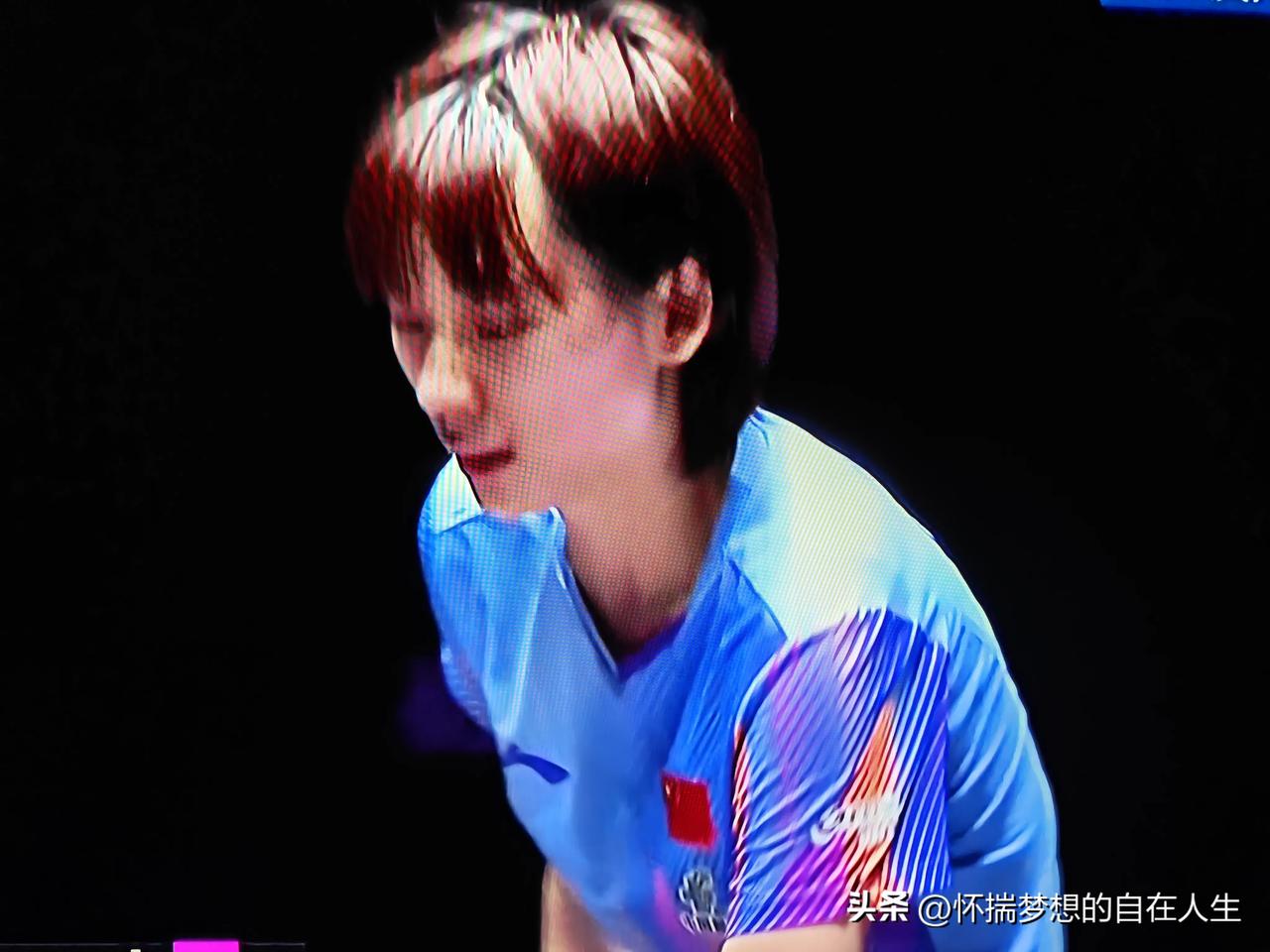 乒乓球亚锦赛女团半决赛，面对非主力出战的韩国女乒，本应该是一场轻松晋级的比赛，却
