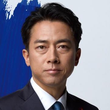 日本防卫大臣小泉进次郎昨晚（11月17日晚）发文写道：“14日，日本海上自卫队驱