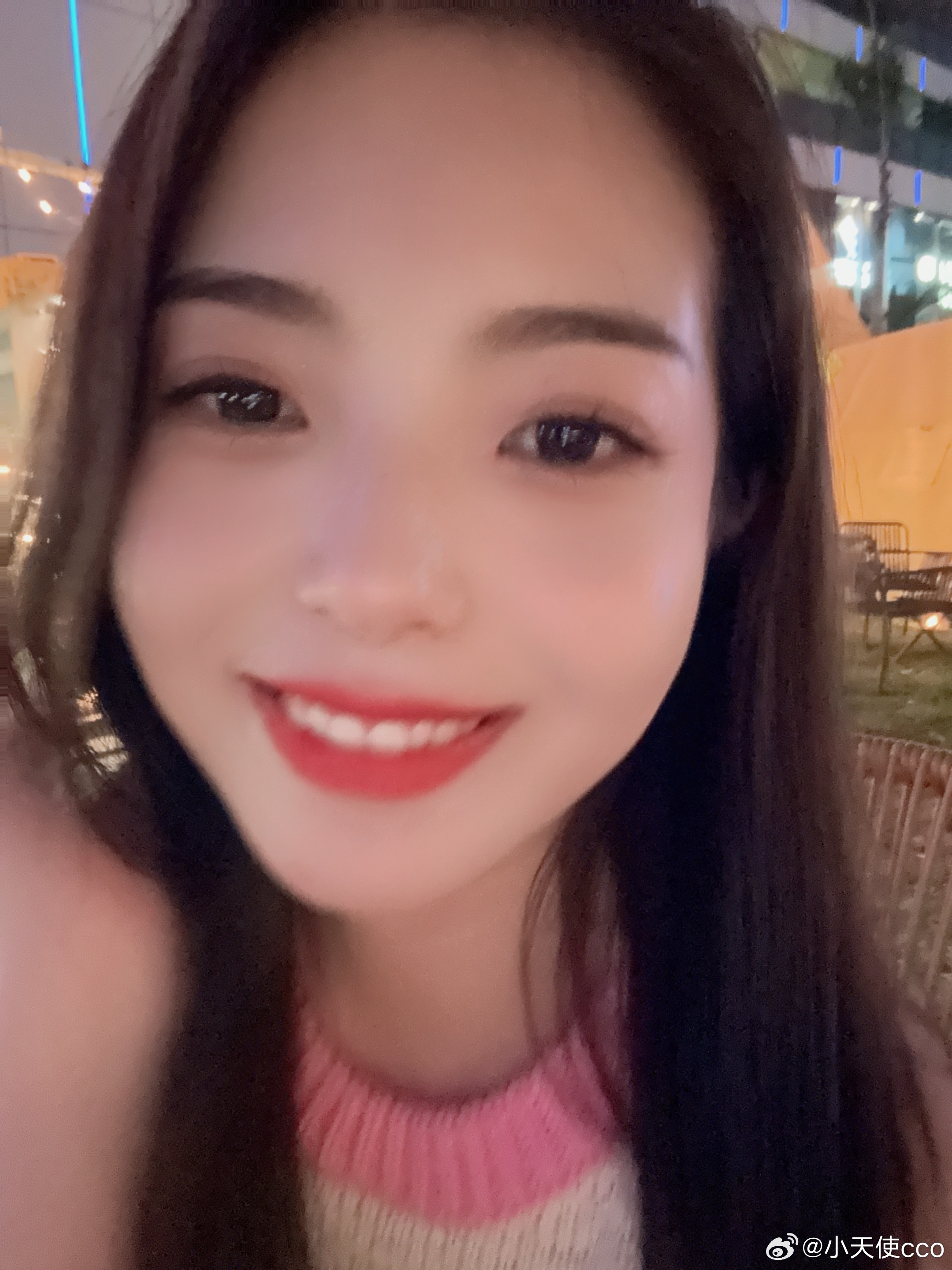 这是我的朋友，叫小美 厦门