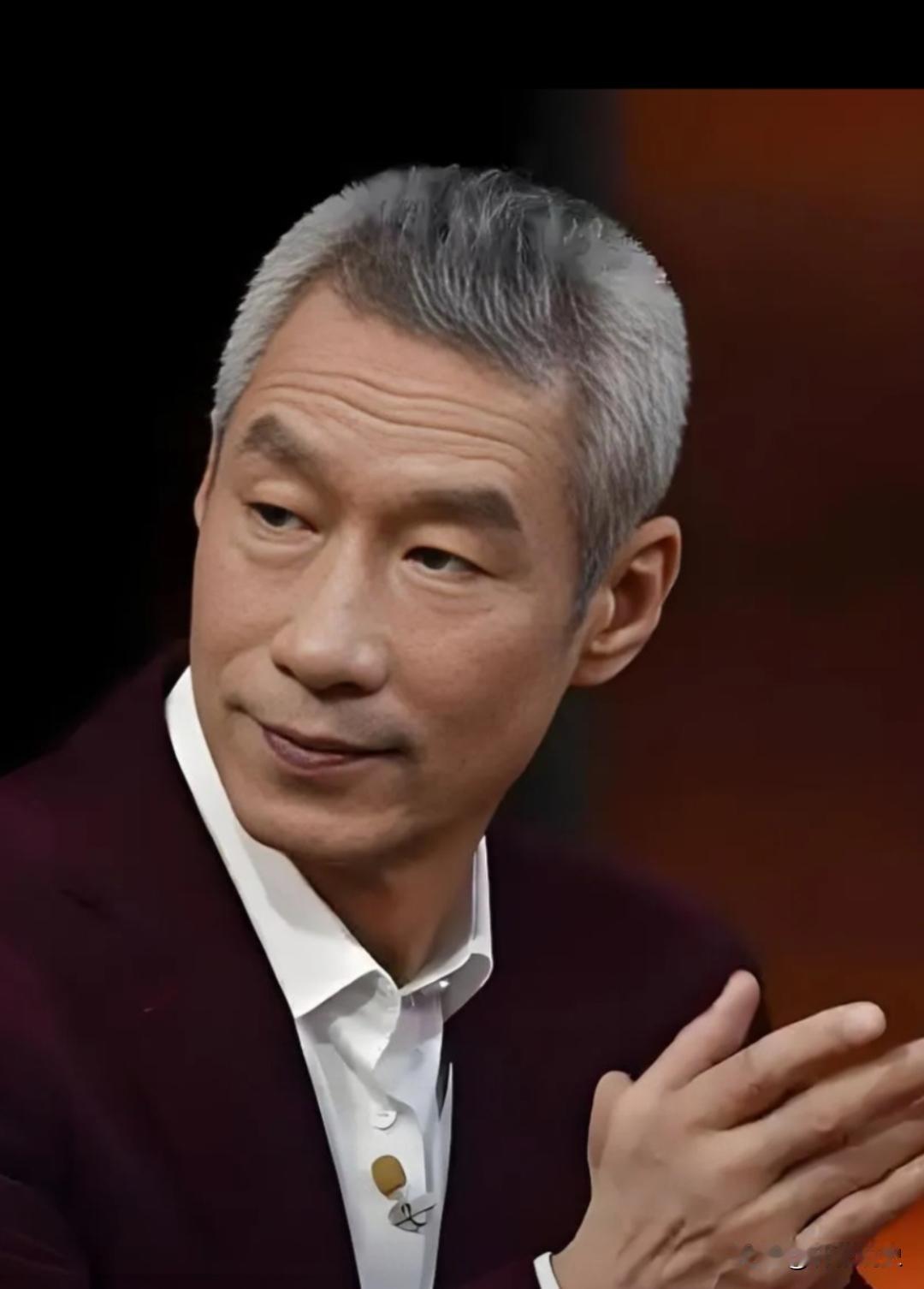 1990年，28岁的孟天骄把32岁的刘佩琦带回了家，跟母亲宣布：“我们要结婚了”