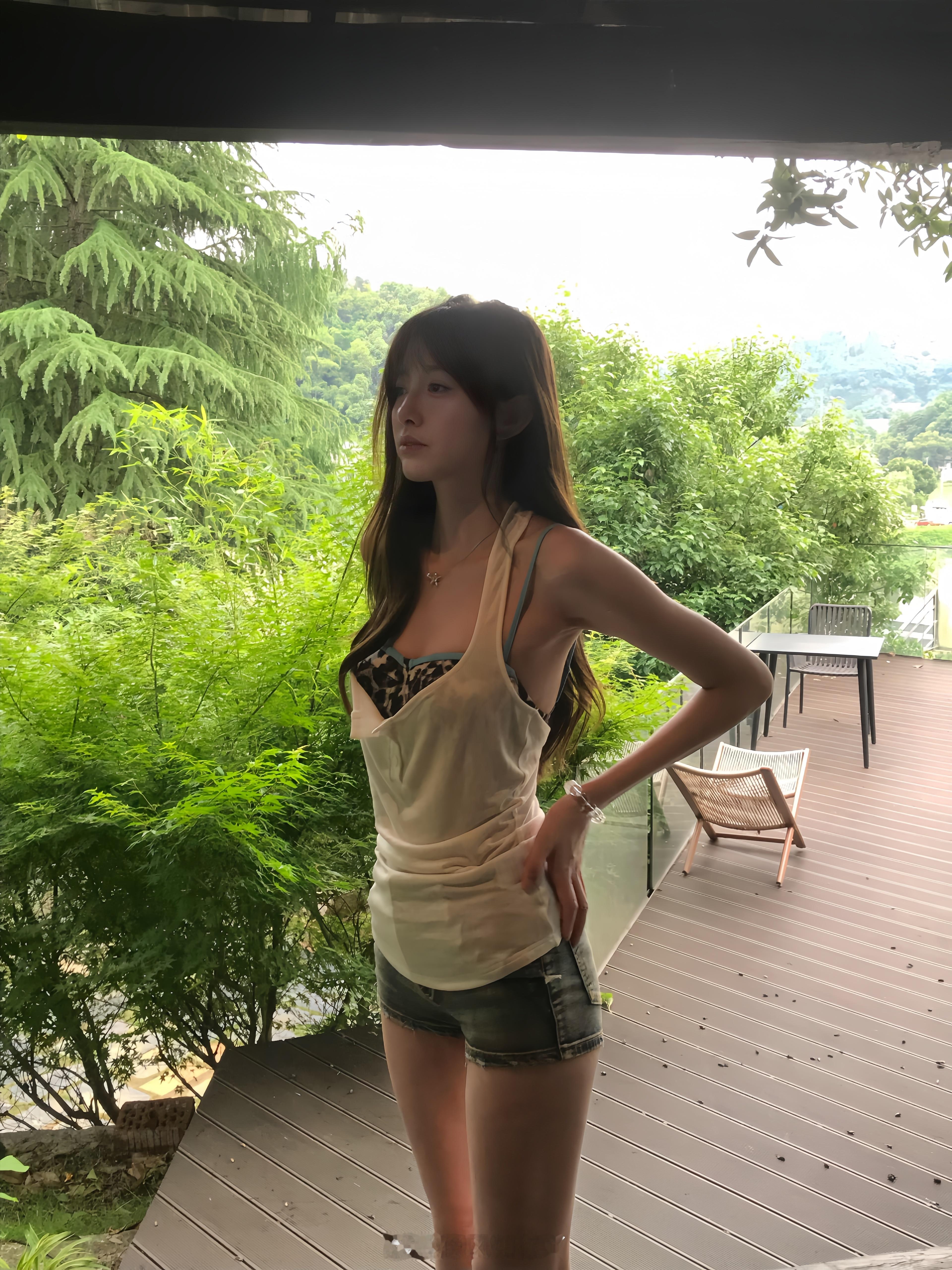 🌲 逆光不清晰 啊咧 