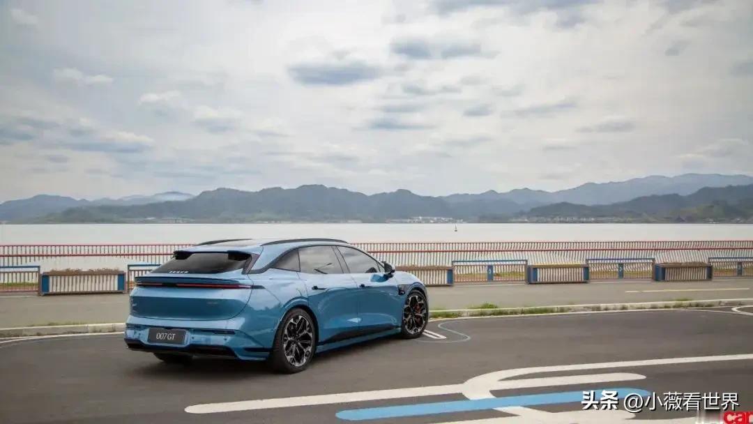 “最帅”国产猎装车来了！，续航825公里带四驱，还标配浩瀚智驾2.0！

作为极