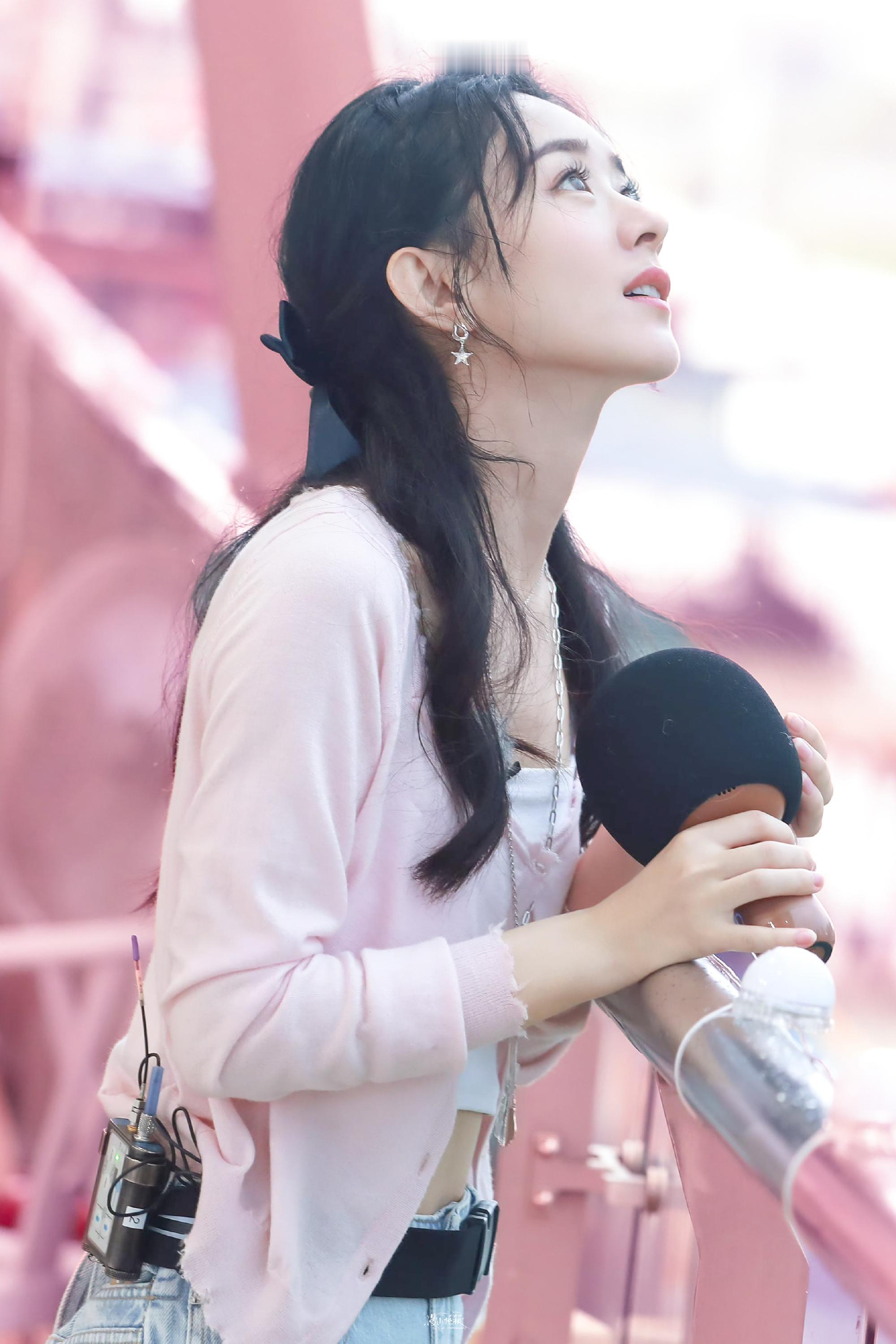 赵丽颖电影澎湖海战 zly赵丽颖黄和娘隐藏在照片里的碎碎念·𝙁𝙧𝙖𝙜𝙢