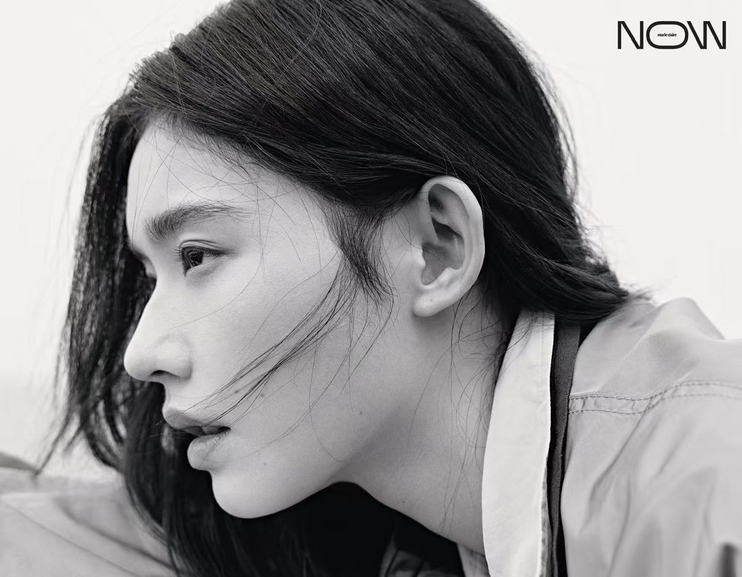林允登上《Marie Claire Now 》2026夏季刊封面，从封面造型到内