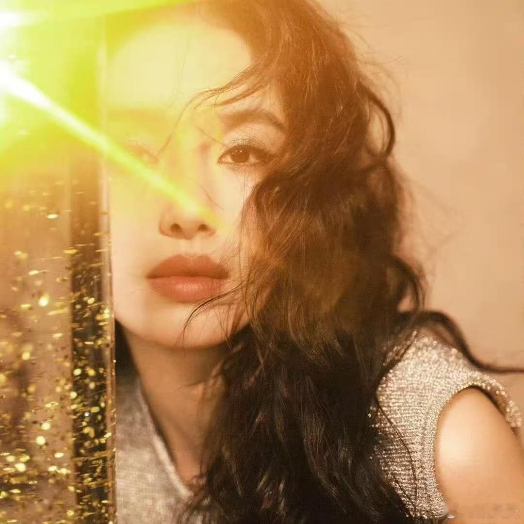 杨采钰新剧假小三钓有妇男 漂亮女生从小到大听过的闲话还少吗，周媚不做那个解释到累