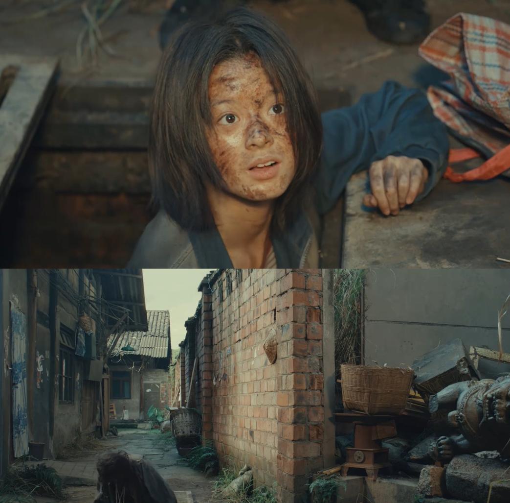 《人鱼》一大逻辑疑问：文森特和苏琳频繁进出下水道，怎么完美避开路人不被发现？
 