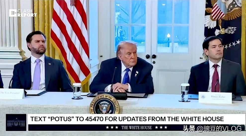 问特朗普会不会也抓普京，美国记者净给特朗普出难题…[捂脸]
美国记者提了个尴尬的