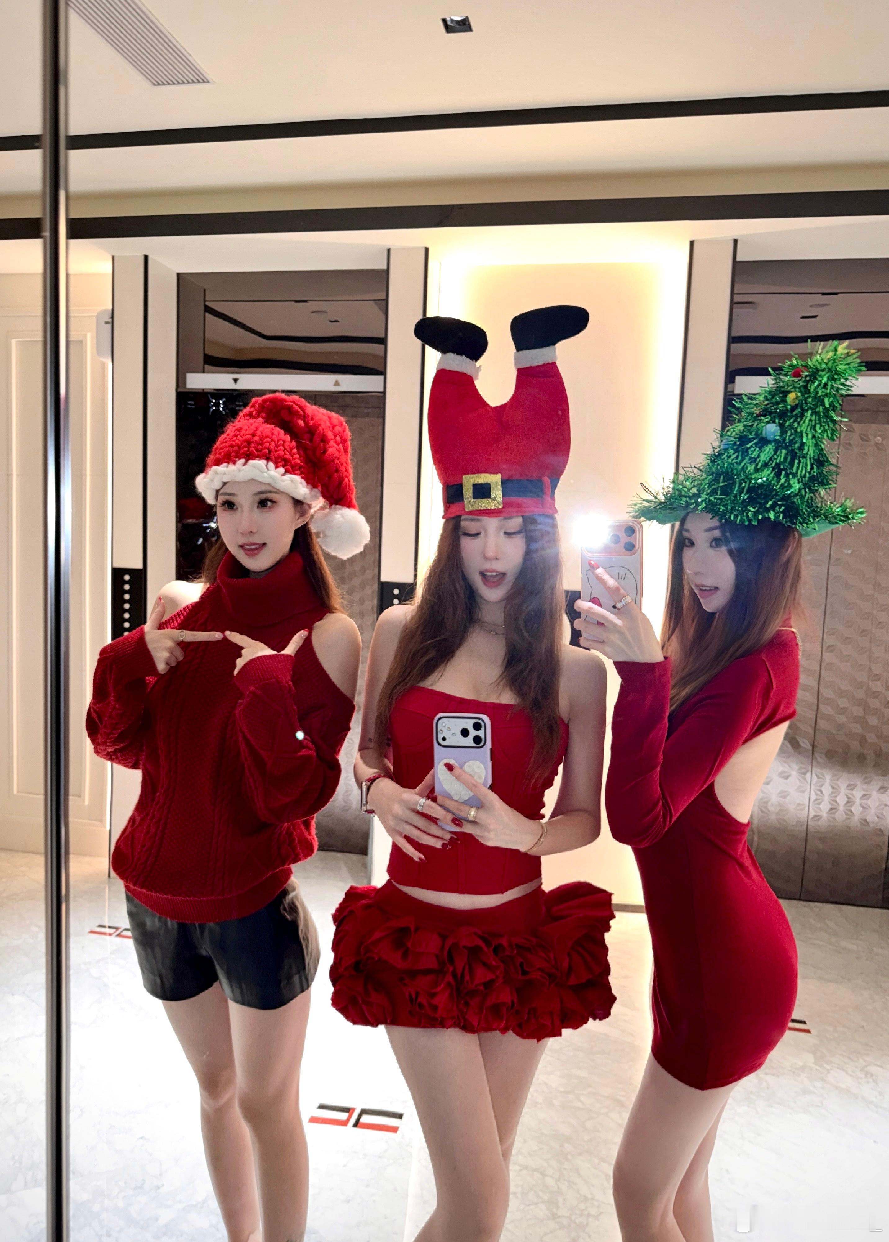 ☆.⸝⸝𐂂🎄.:*🛷𓍼🎅🏻𓍯🍎圣诞快乐三胞胎碧星梦