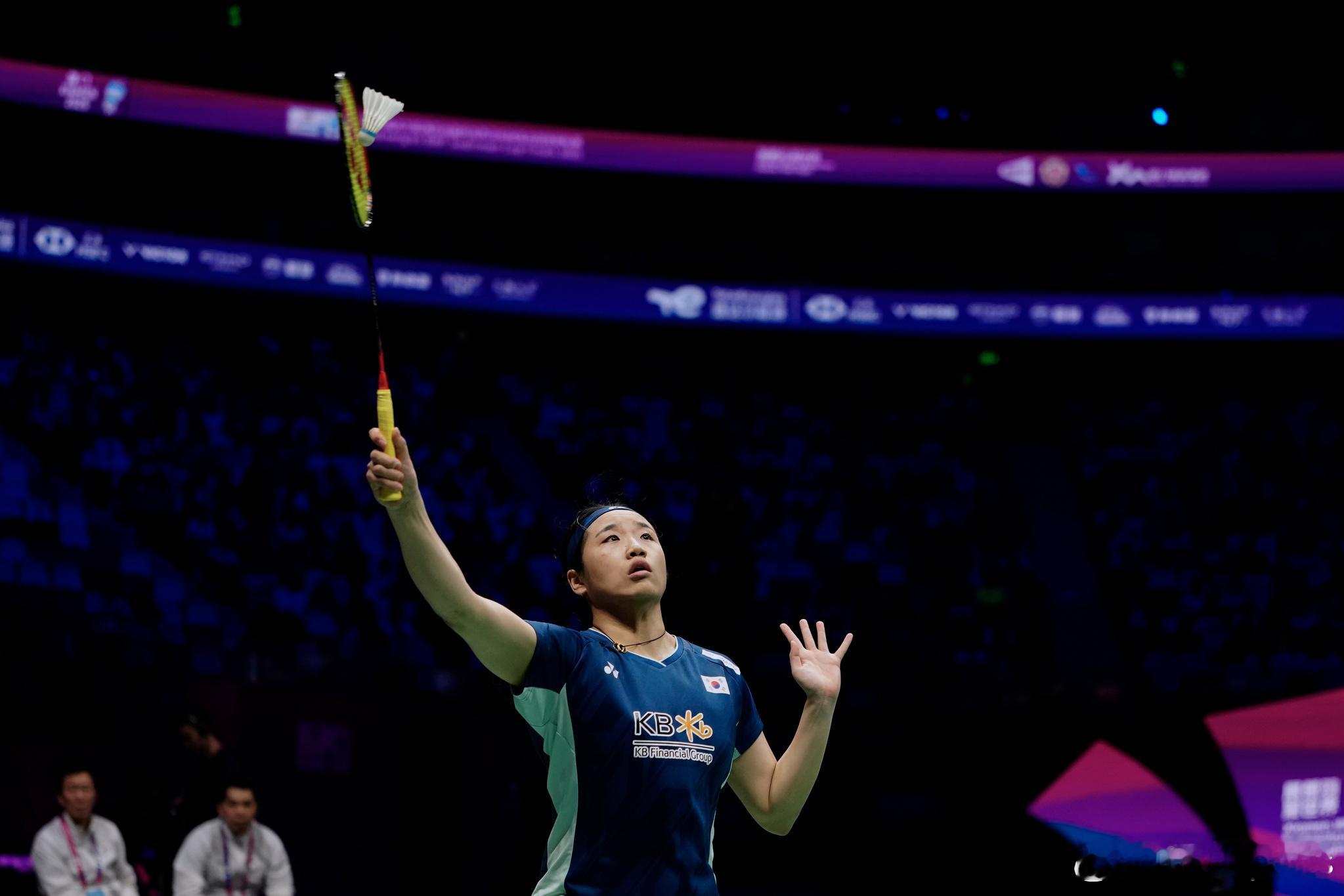 安洗莹 在苏迪曼杯五场比赛中均以2-0获胜的安洗莹，在回国的机场接受采访时表示：