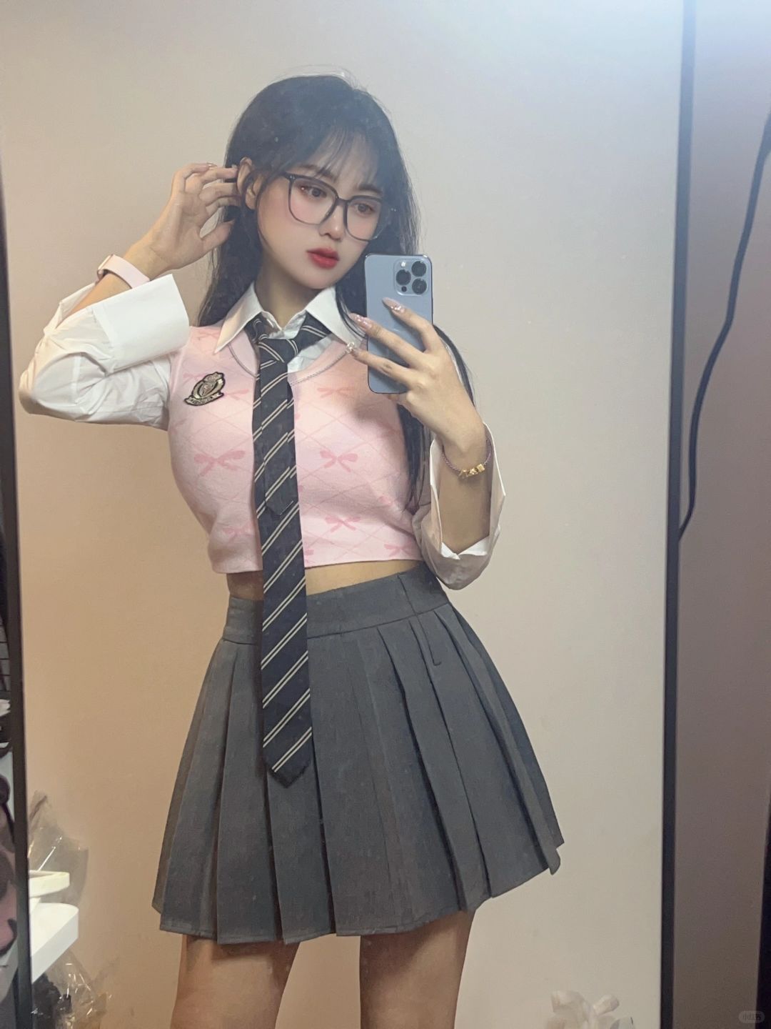 再也不是只会穿oversize的女生了！