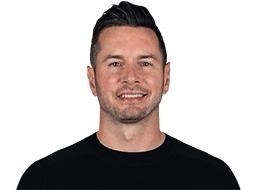 听我跟你说，雷迪克这湖人帅位，早该换人了！三点理由，条条致命，这球没法这么带。一