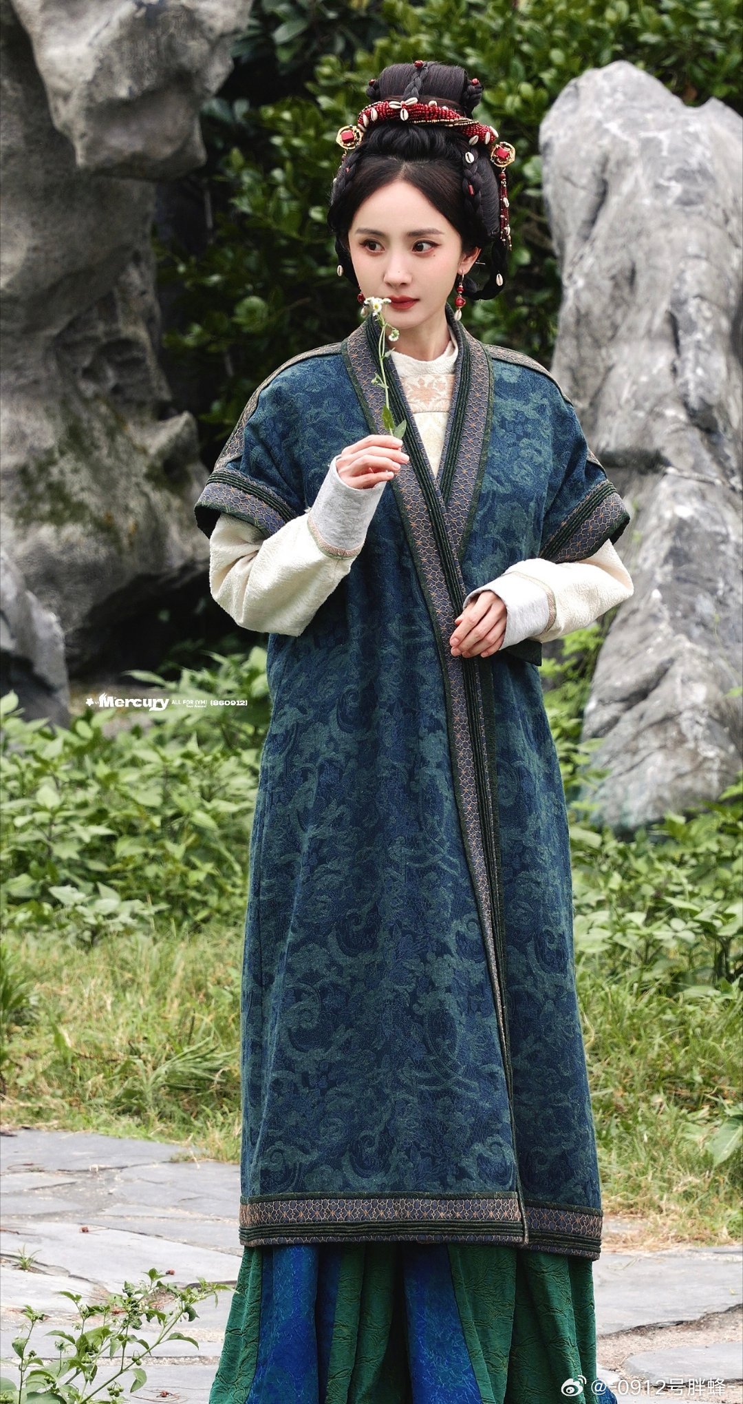 杨幂杨幂江山大同ym 杨幂末路狂花 “你是我的盛夏晴空，也是我的雨后斜阳。”"?
