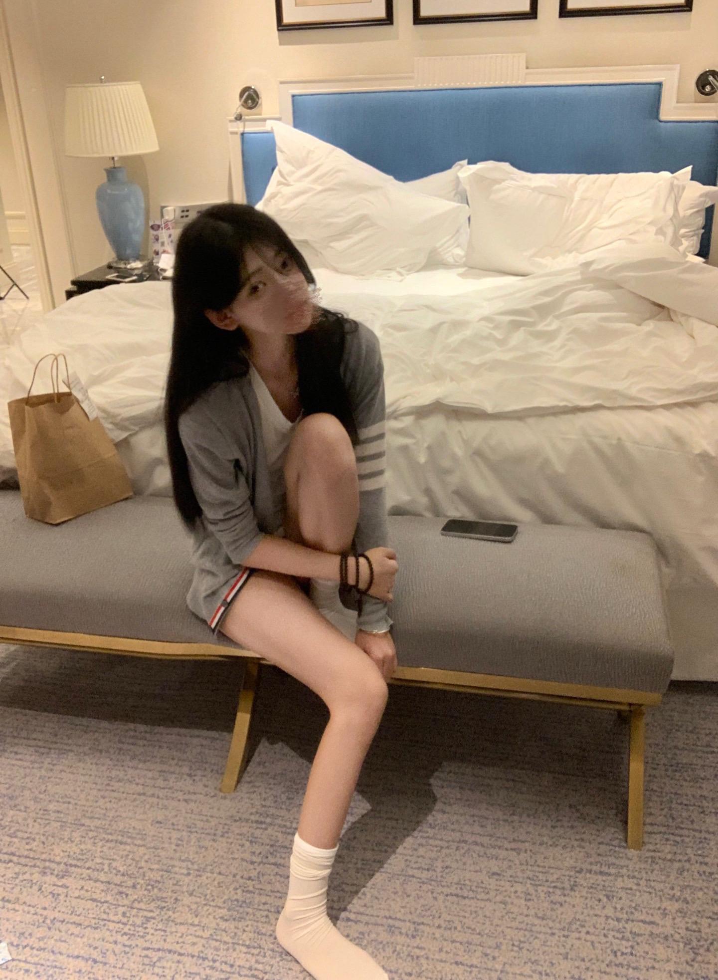 你痛斥我给的爱窒息 离开我以后你是否遇见了比我更爱你的人