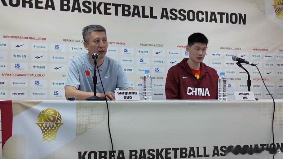 杨毅谈中国男篮对阵韩国两连败菜就多练啊，开会有用国企还会亏损吗 