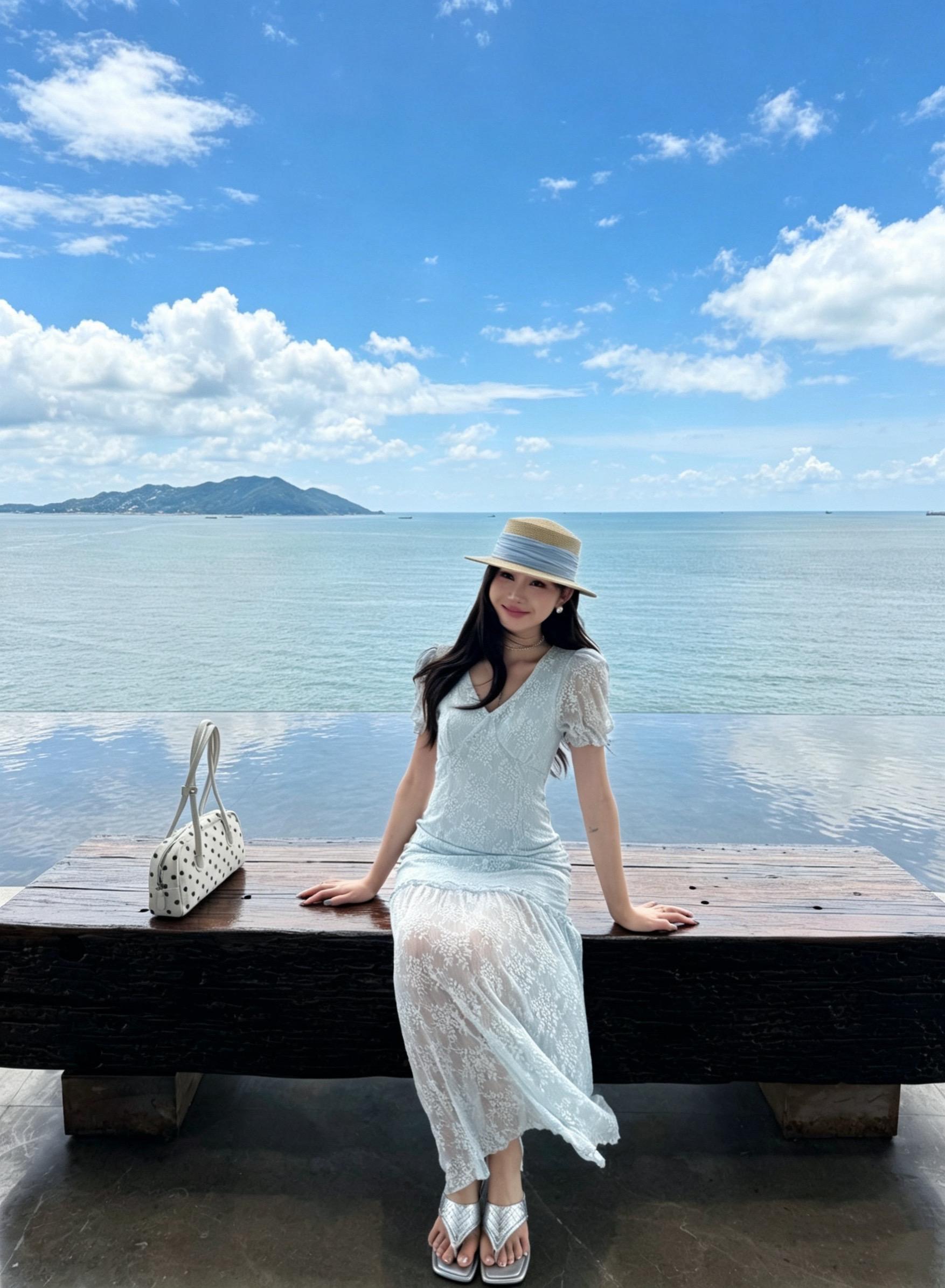 镜头里的我，和镜头外的海风，都很自由。