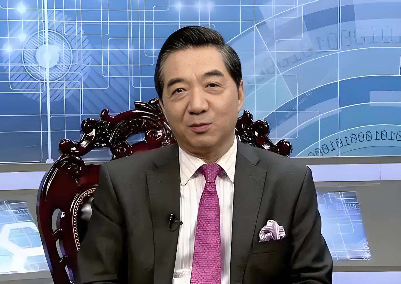 真心要谢谢张召忠！2015年他在央视那句预言：“美国啥也不干，让东方大国追，20