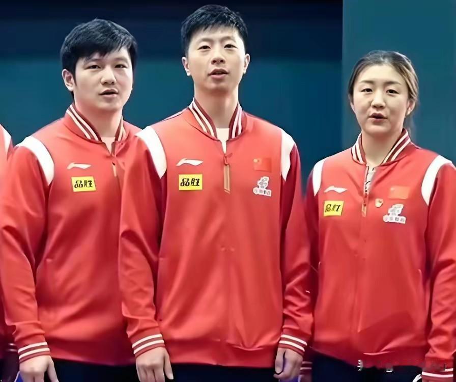 1. 国乒女队包揽冠亚军但新星外战失利：WTT中国大满贯赛，国乒女队虽包揽女单冠