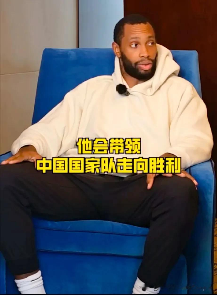 连福格都看出来了，中国男篮想要复兴崛起，杨鸣当主教练才是最好人选，不必谦虚直接上