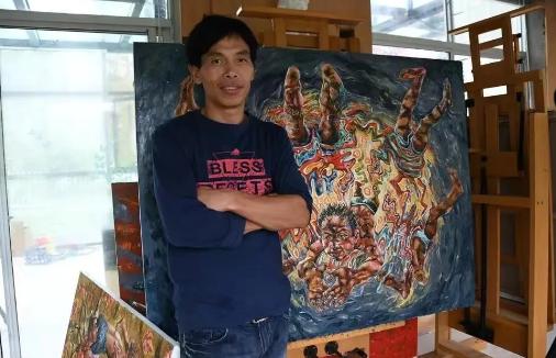 湖北，一位35岁的“懒汉”，与别人与众不同，他既不种地也不打工，而是选择把自己关