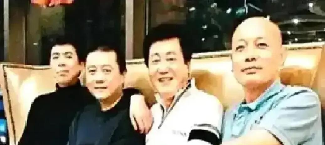 5万换3300万票房，王朔转身就走
 
1997年，《甲方乙方》狂收3300万，