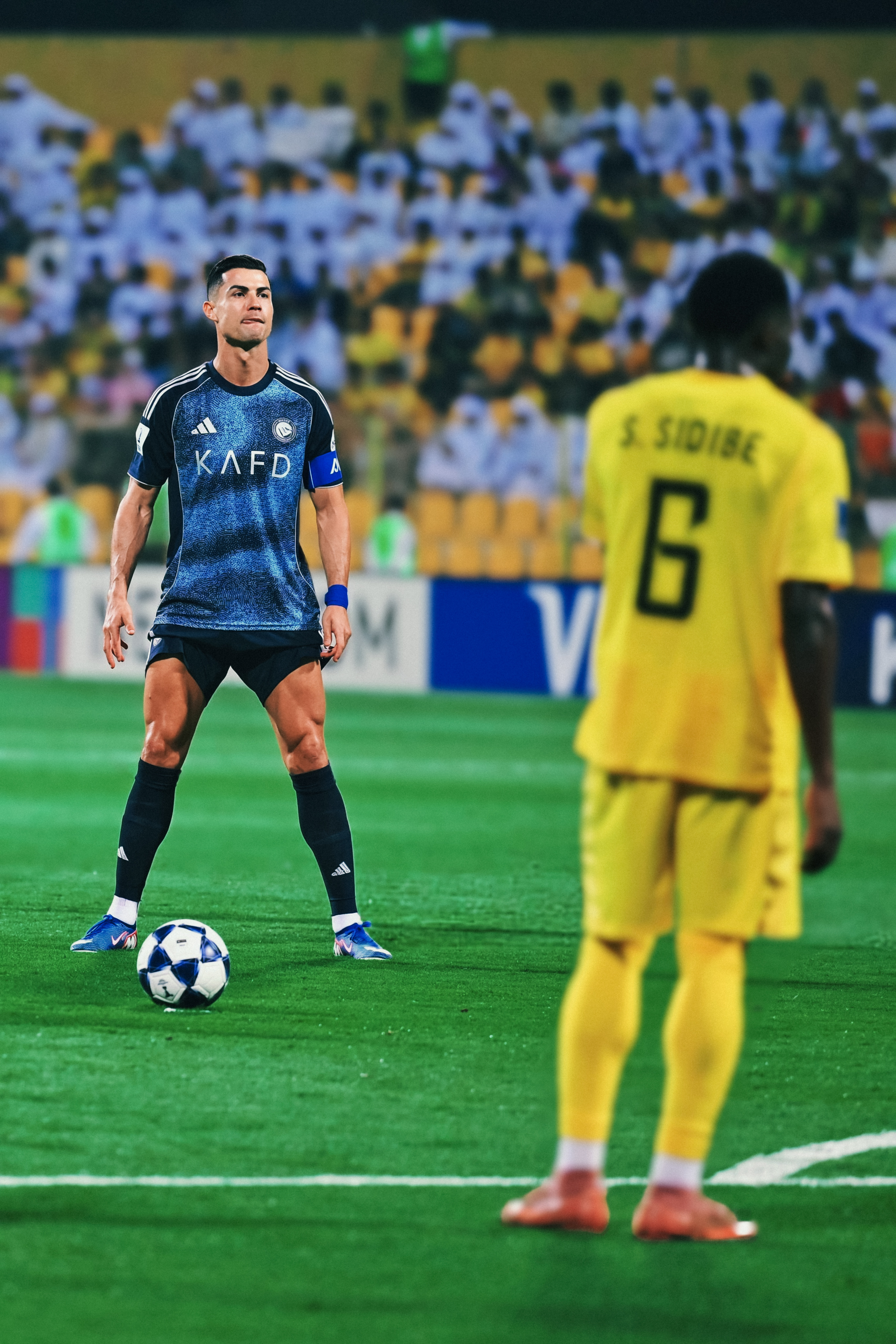 C罗C罗日常 🛑 西班牙教头卡列哈在接受《马卡报》专访时盛赞C罗的竞技状态，称