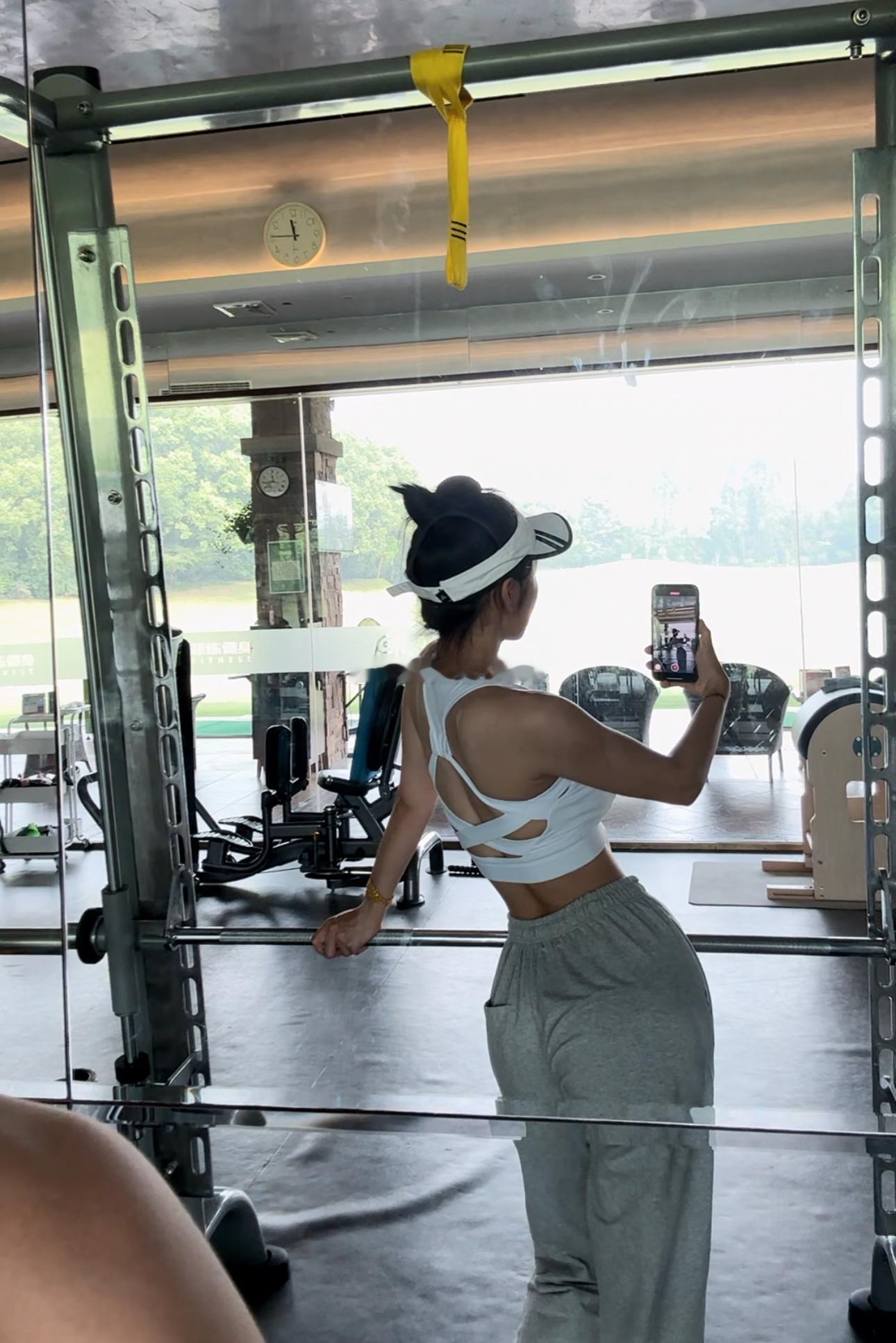 这1分钱不花的抗衰方法你咋不早说运动就是坚持只要能让你开心的都是旺你的健身又该贴