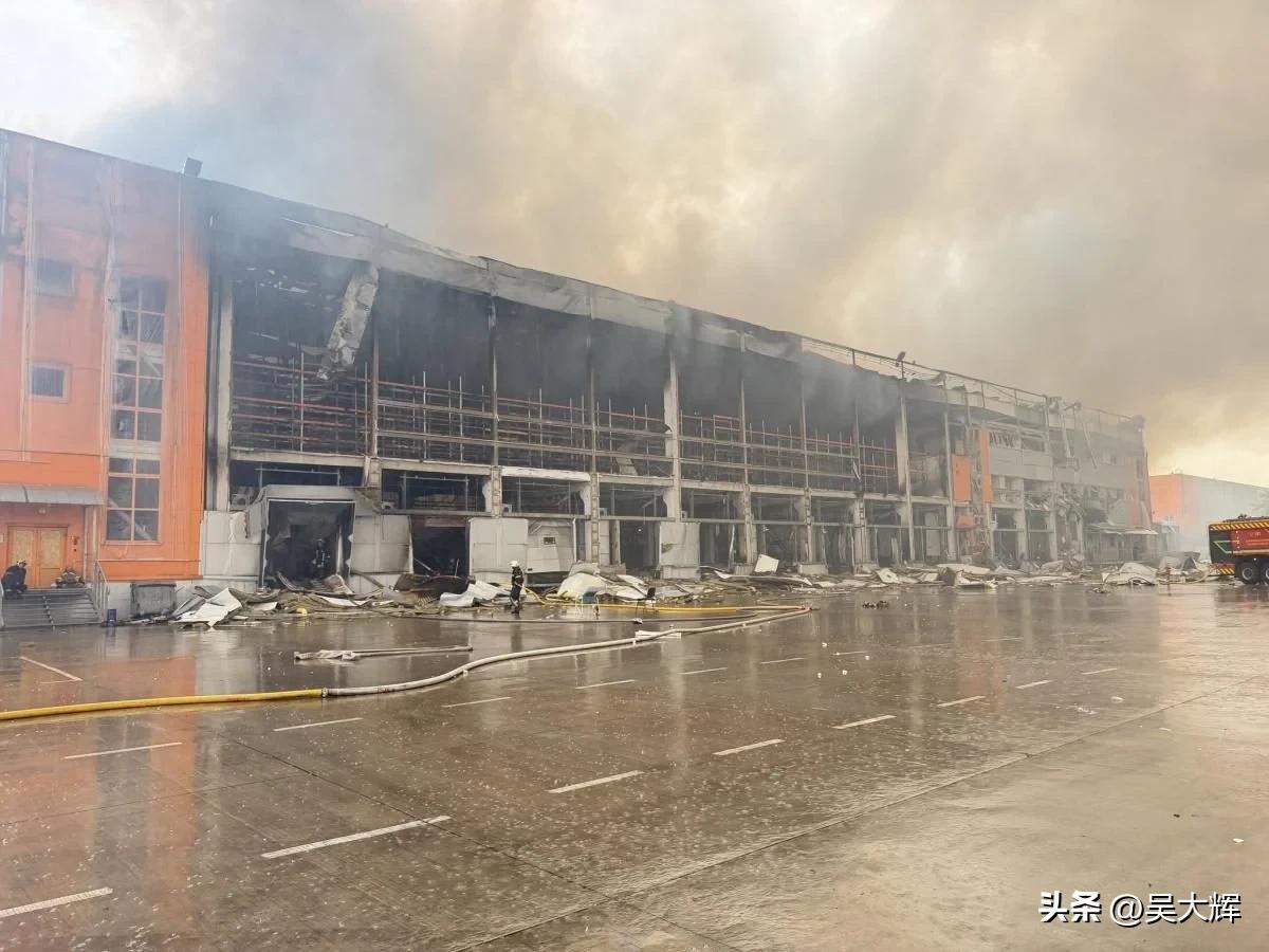 俄军彻底摧毁德国知名机油品牌乌克兰中央仓储基地
 
8月5日，德国知名机油品牌“