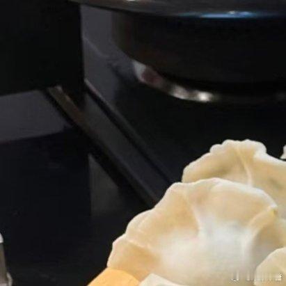 随手拍冬至当然要吃饺子呀！ 