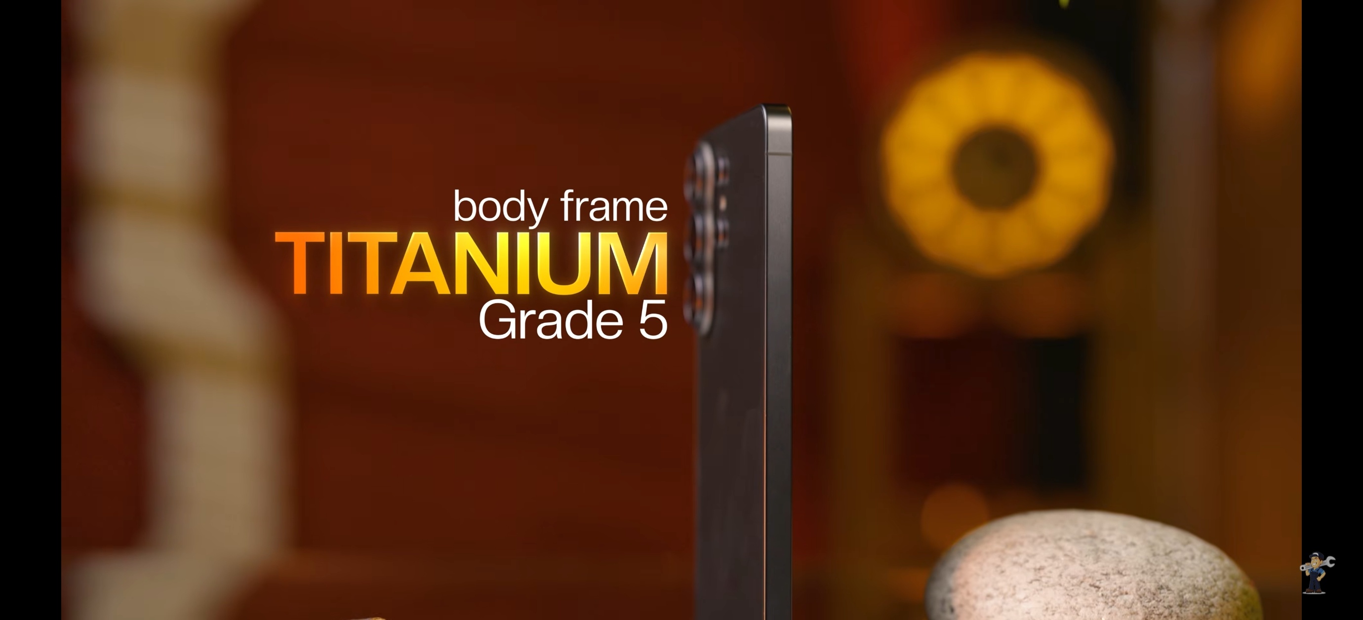 国外博主开箱说是五级钛金属边框？？？不传闻改为铝合金了吗 