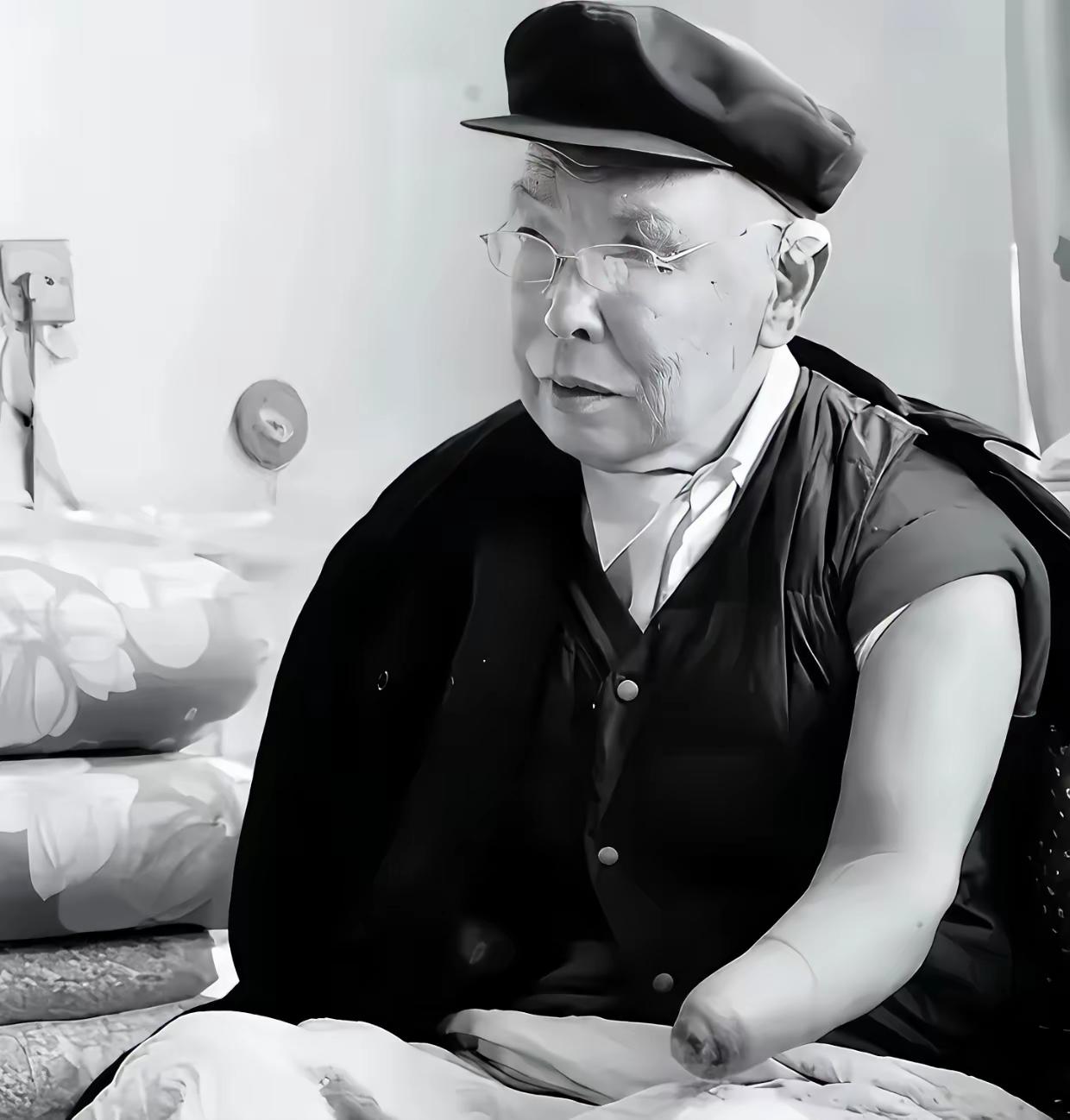 1952年，被冻掉四肢的志愿军战士朱彦夫回到山东老家，母亲哭着对他说：“儿呀，你