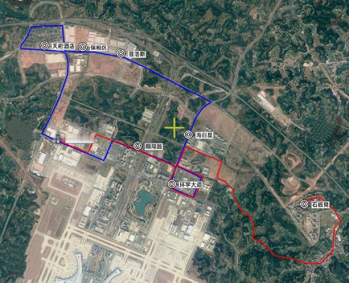 优化调整东十八路公交路线，开通天府机场幸福巴士
开通"天府机场幸福巴士后，调整运