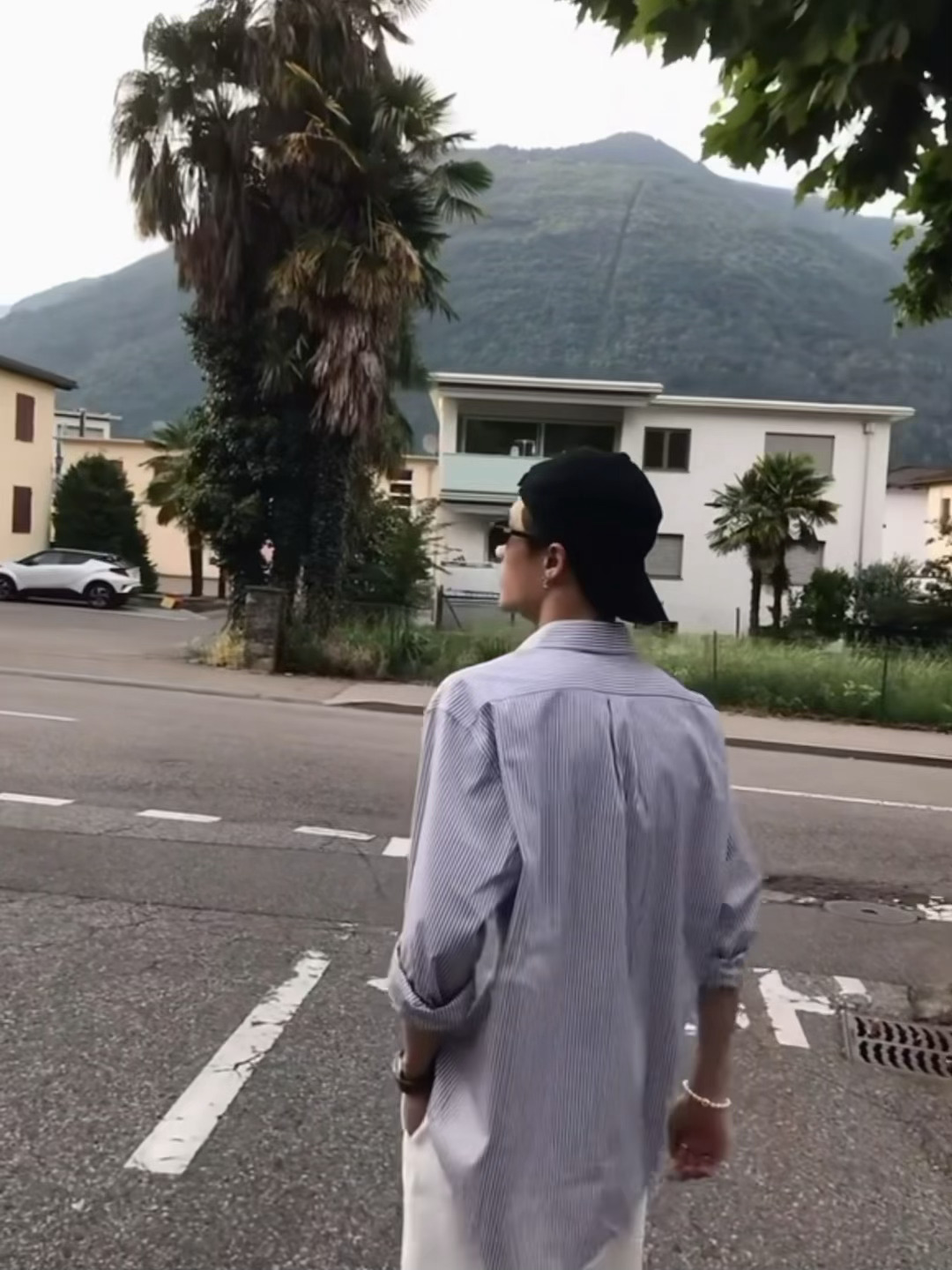 持续晕厥中素颜帅死我了 想摸摸眉骨