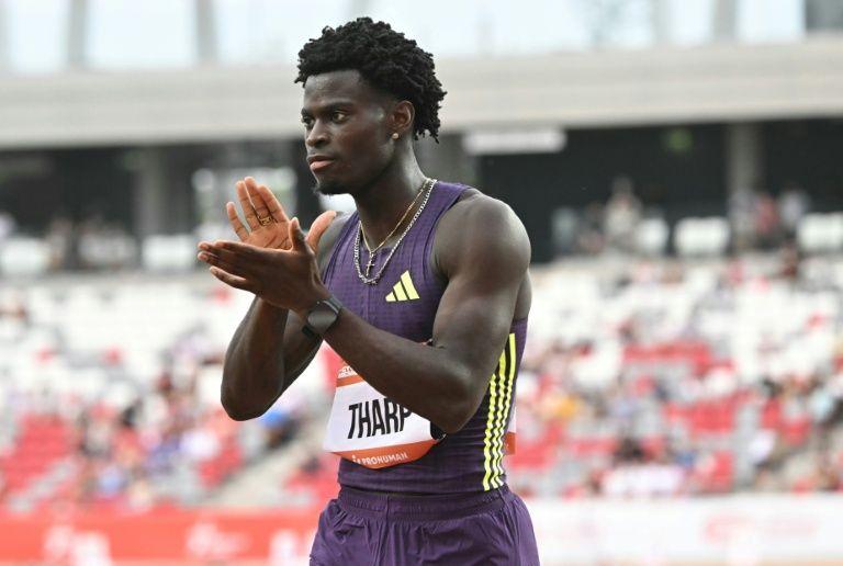逆风0.4m/s狂飙！跨栏新星贾科比布达佩斯跑出12秒85夺冠，位列历史第五。