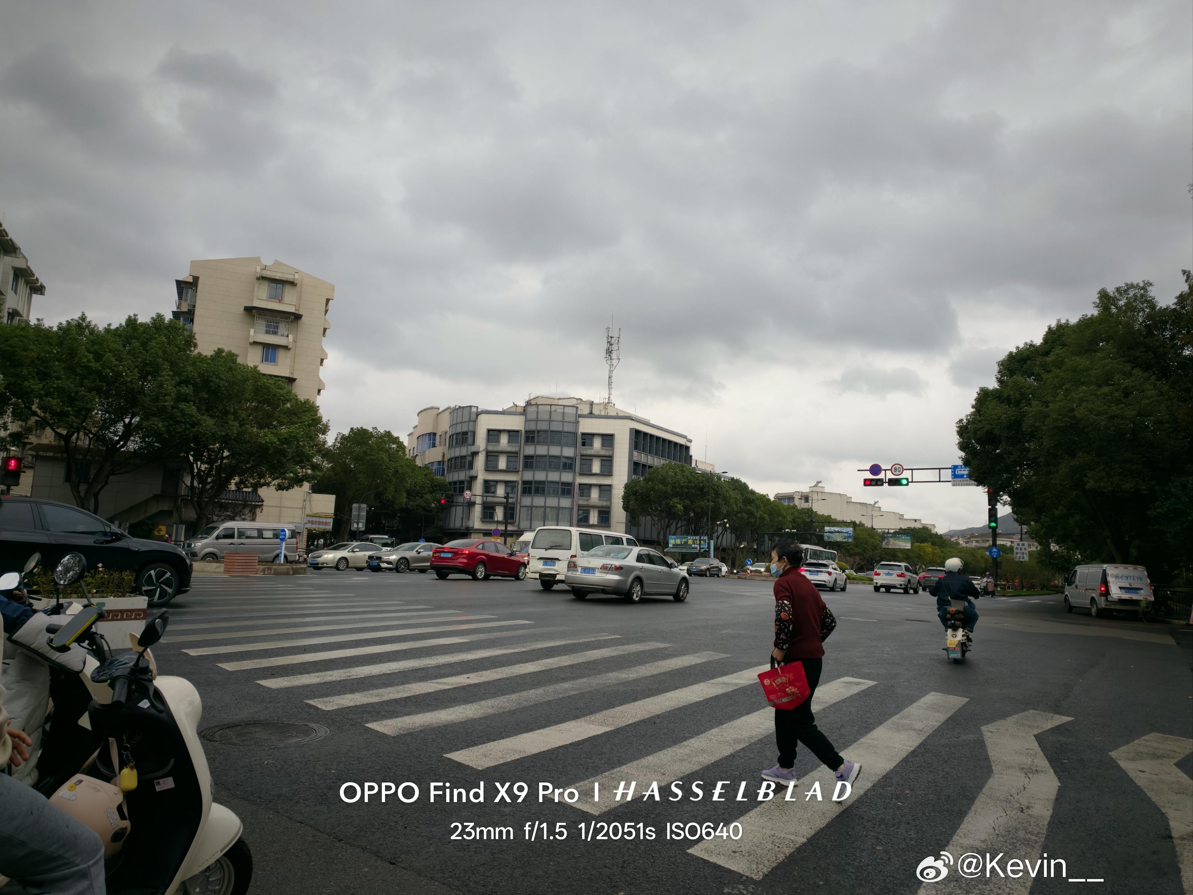 OPPO大师模式和普通模式，大家觉得哪个好看？ 