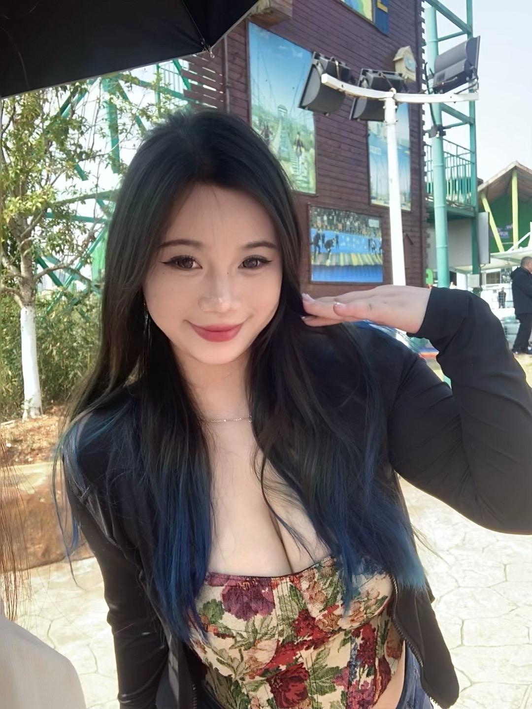 我还记得第一面见到你我心是怎样波动的
