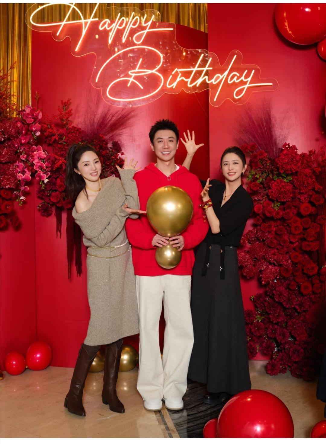 张维伊，被爱包围的小男生。