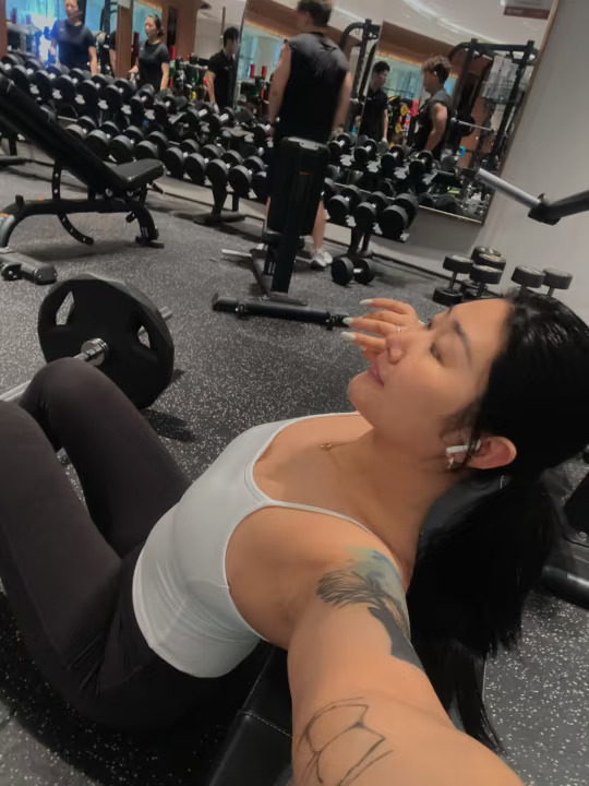 鱼油没白吃 头发又多又密又黑～