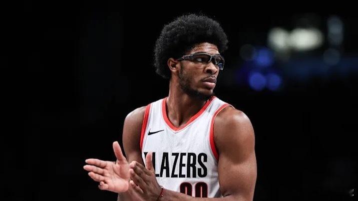 Scotto：斯科特·亨德森已经开始进行非接触式的场上篮球训练，这是他左腿筋康复