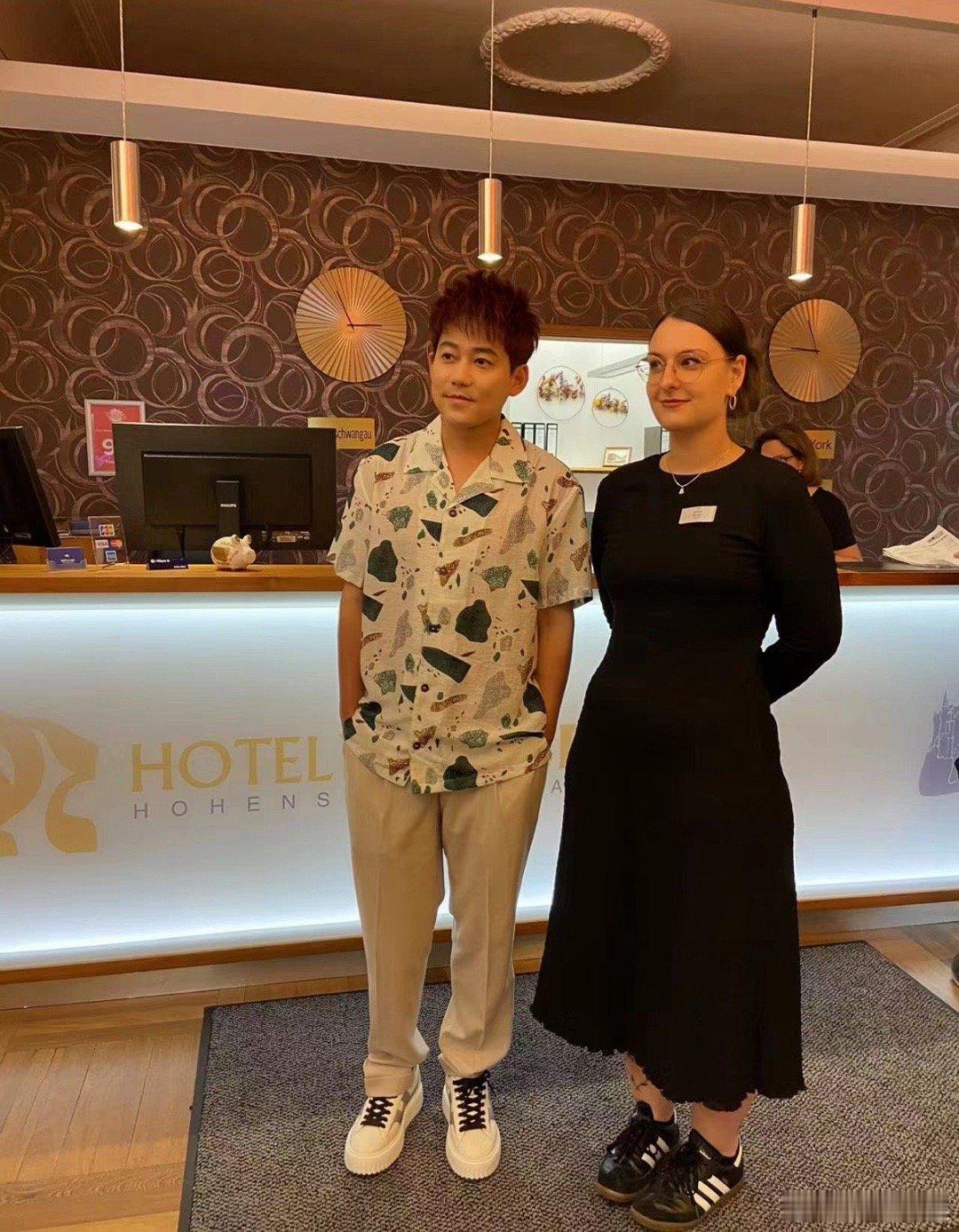 #苏醒张远演带薪旅游的我#被苏醒张远带薪旅游的精神状态笑拥了，这不就是我本人，从
